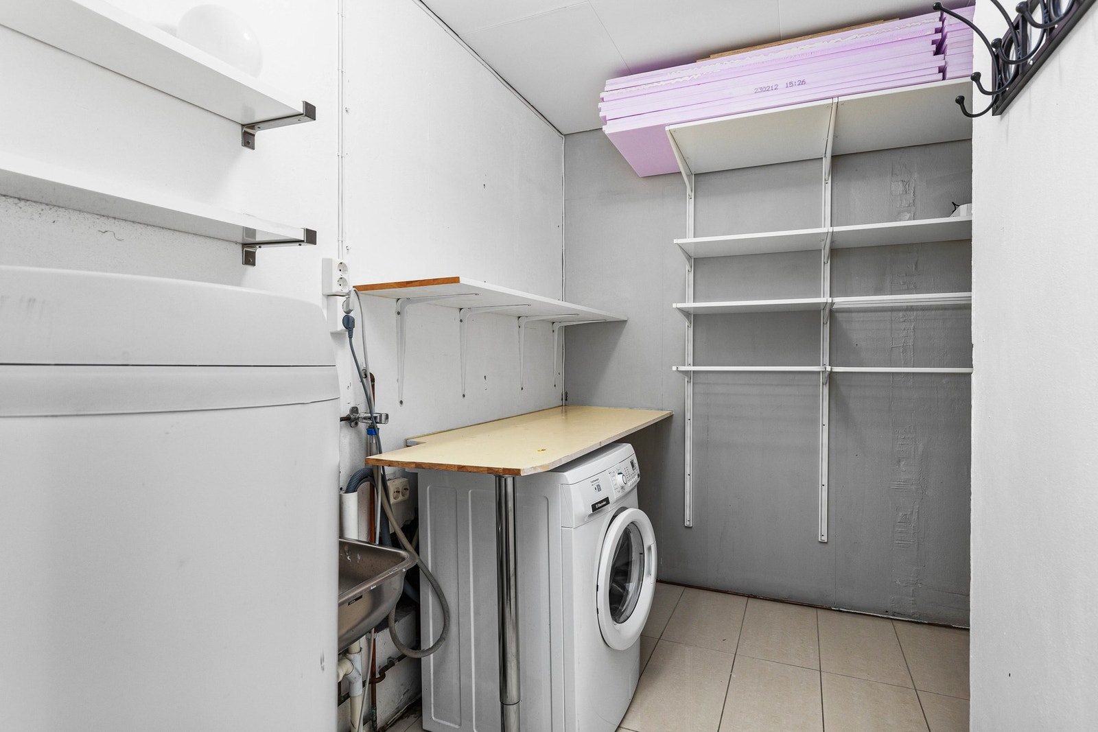 Stort vaskerom på 6,5 kvm. Galleribilde