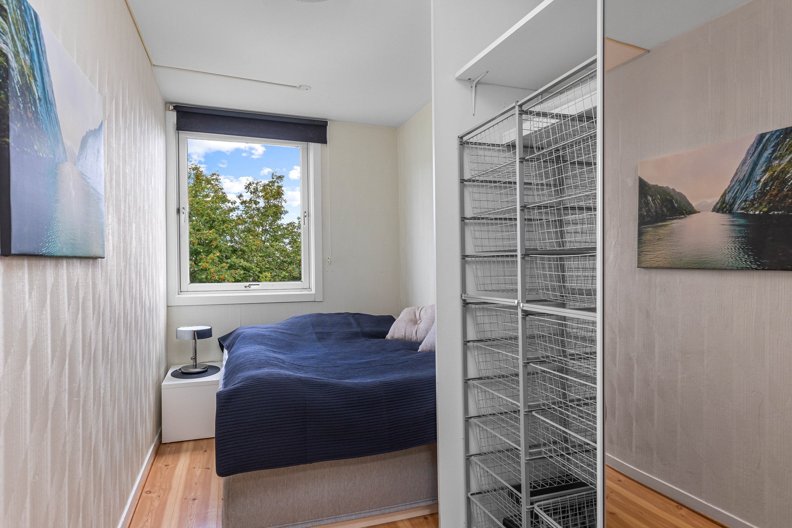 Lyst og pent soverom på 7,5 kvm. Galleribilde