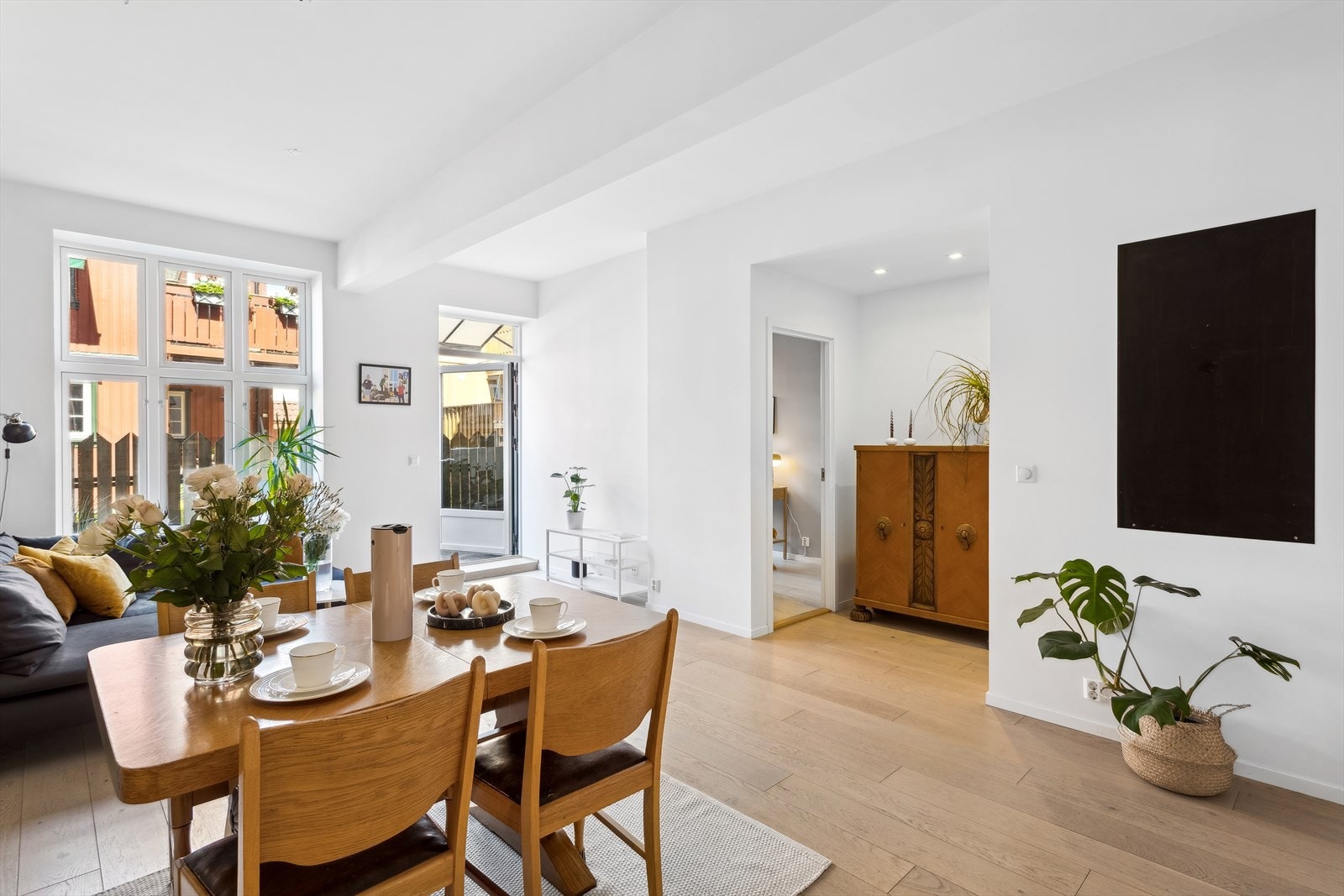 Leiligheten har en flott stueavdeling med fin møbleringsfrihet. Galleribilde