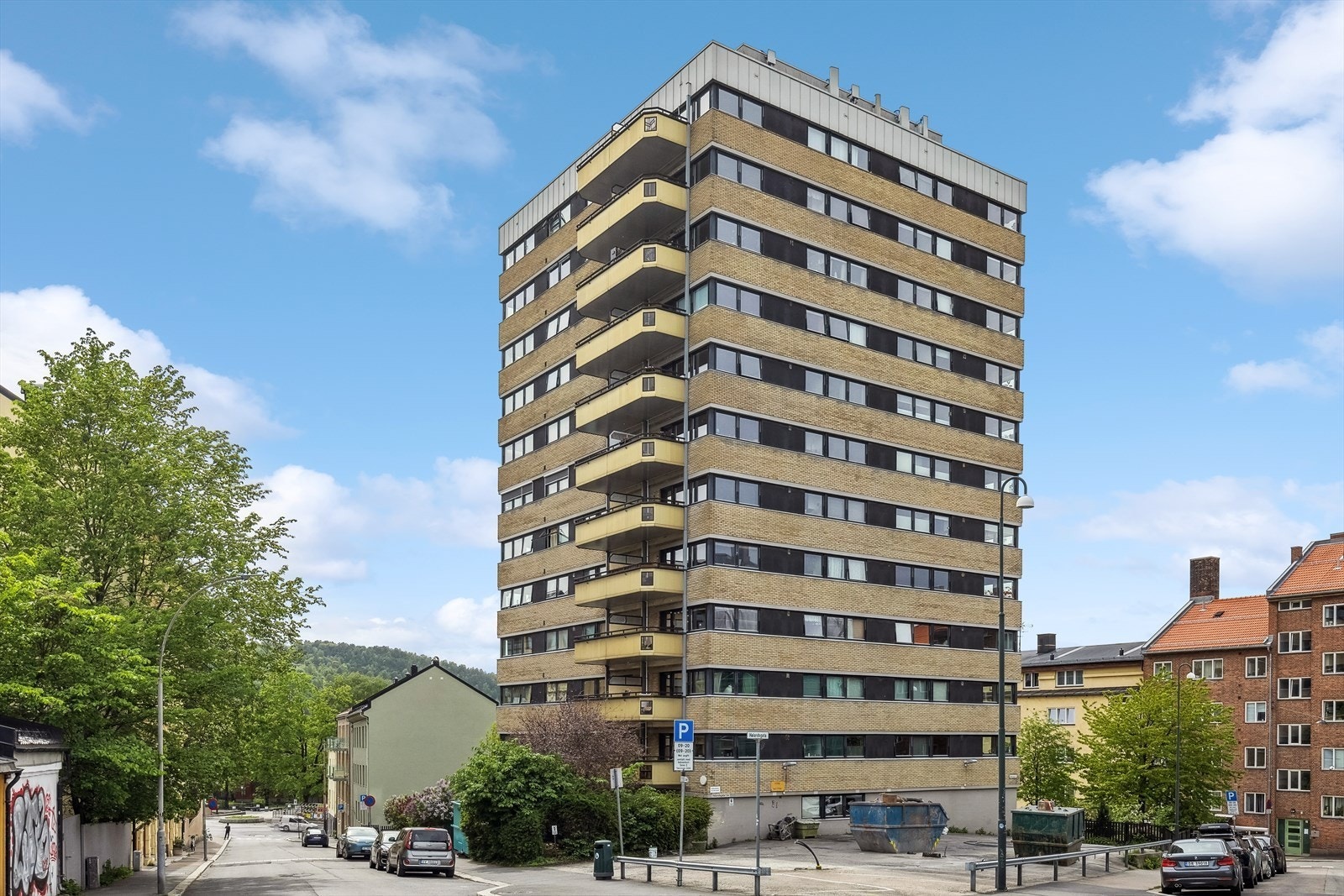 I aksjelaget er det blant annet heis, fellesvaskeri, gjesteleilighet og treningsrommet. Mulighet for leie av parkeringsplass både ute og inne. Galleribilde
