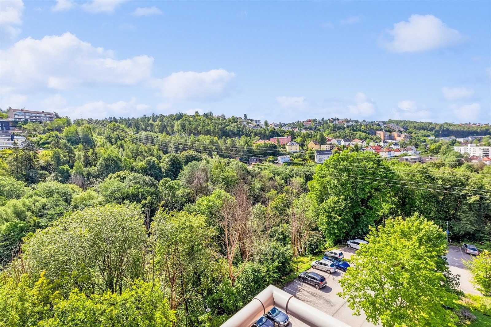 Fra syvende etasje får man en flott utsikt mot Ekebergskrenten. Galleribilde