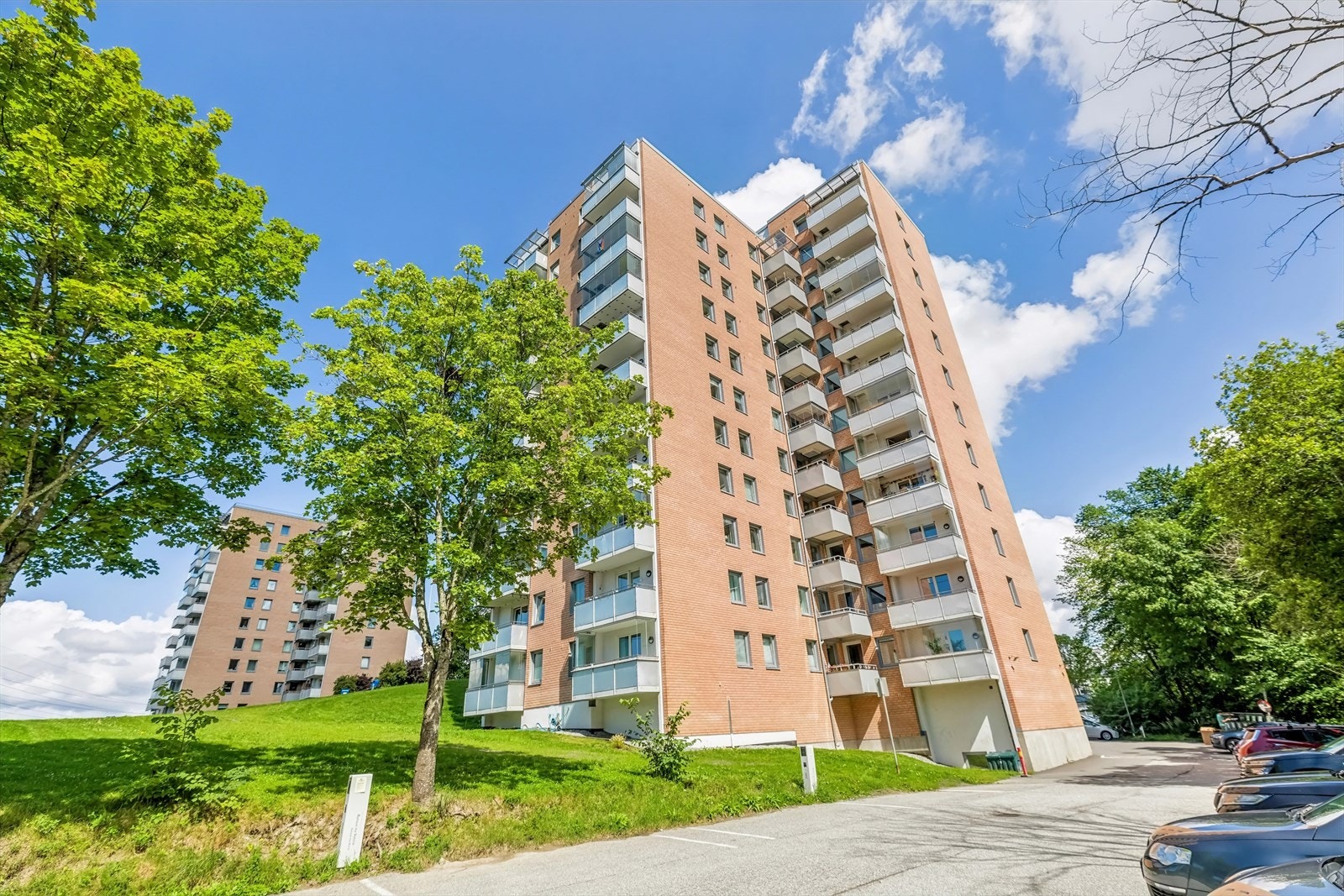 Fasade Arnljot Gellines vei 33. Galleribilde