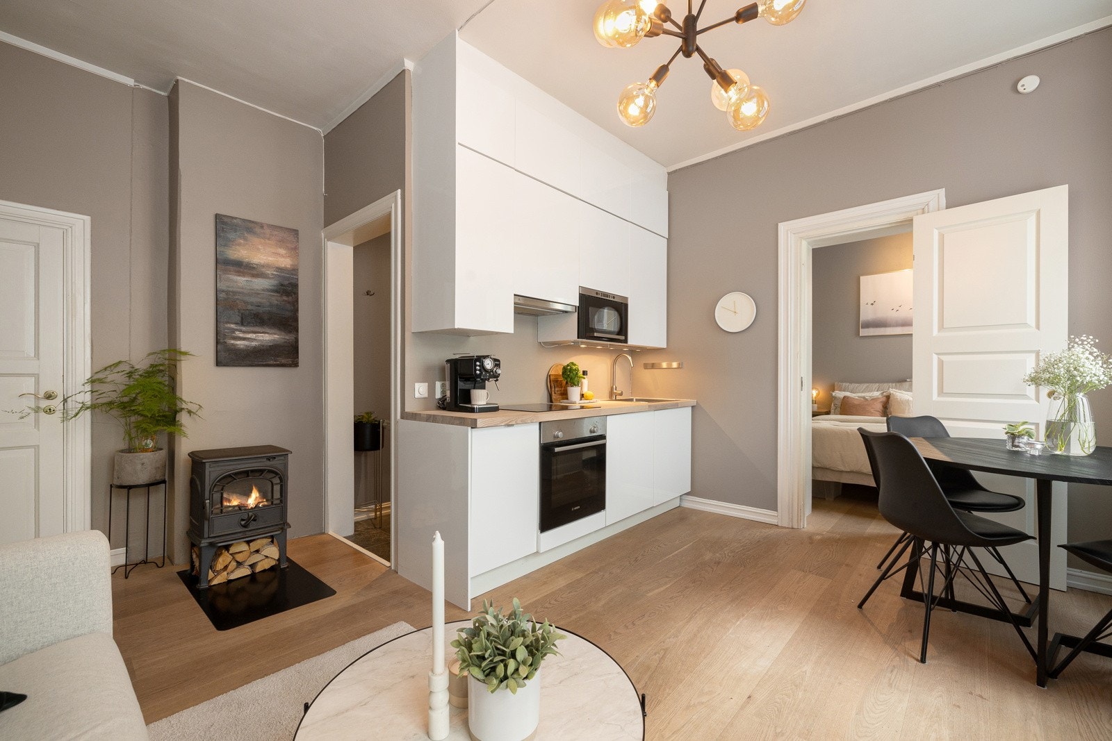 Innbydende og flott 2-roms leilighet med sentral og rolig beliggenhet på Fredensborg. Galleribilde