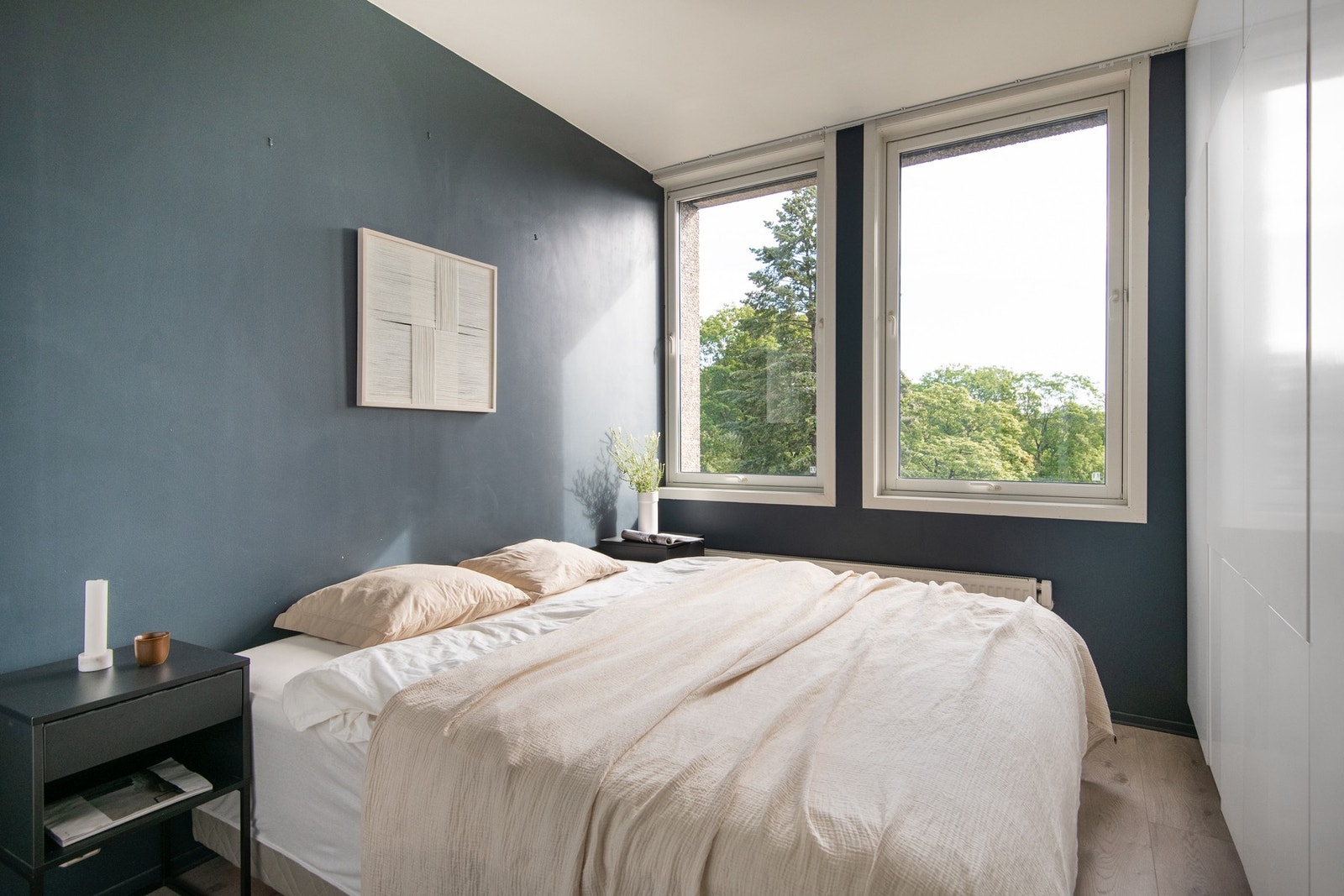 Lyst og luftig soverom. Galleribilde