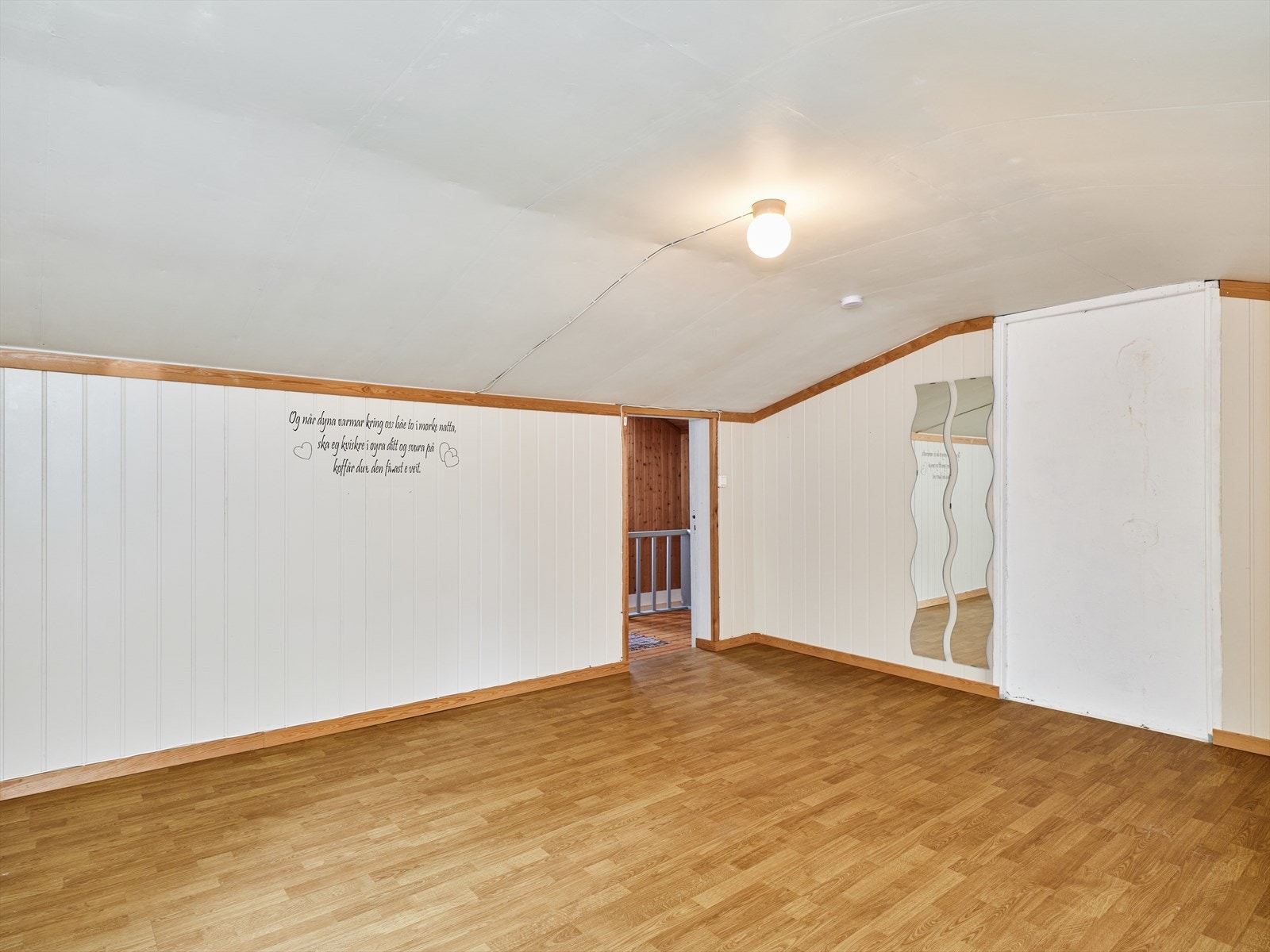 Soverom i 2.etasje. Galleribilde