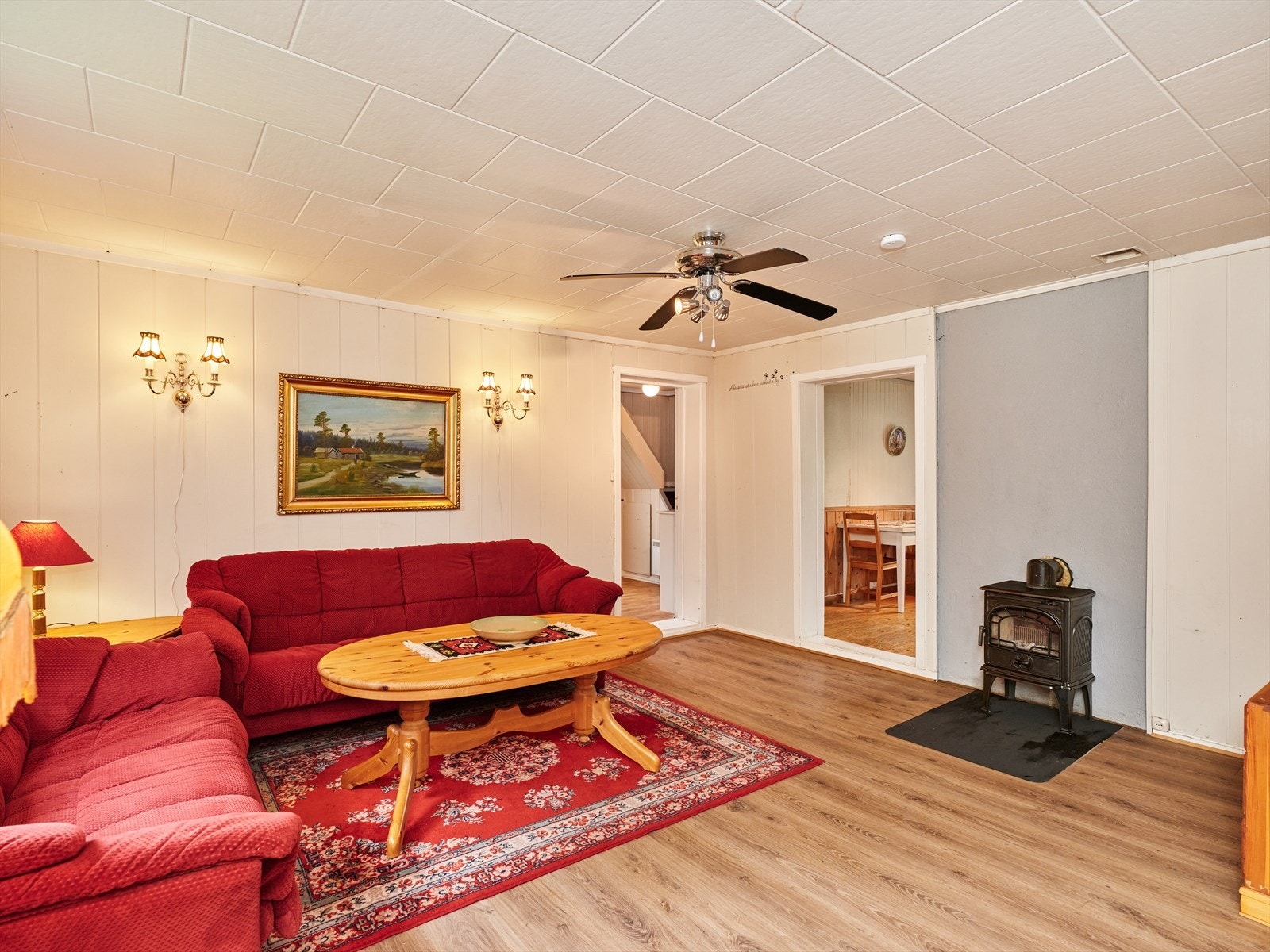 I stuen er det god plass til sofagruppe. Galleribilde