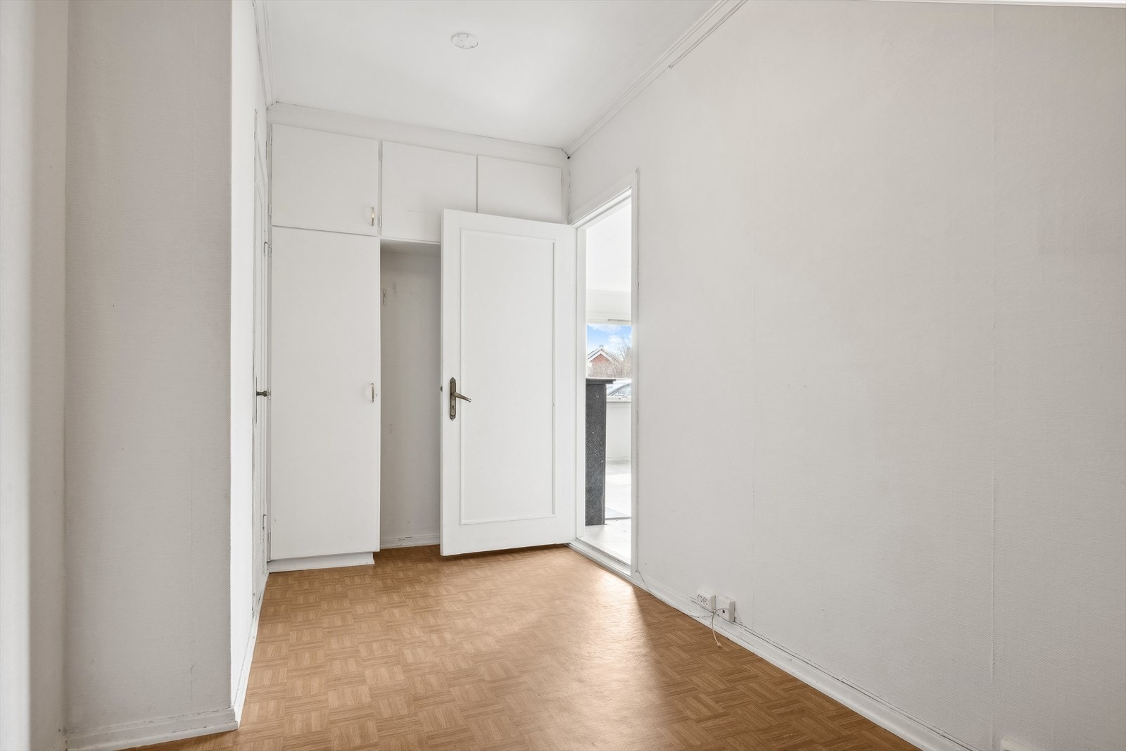 Det er totalt 8 soverom i boligen i dag. Galleribilde