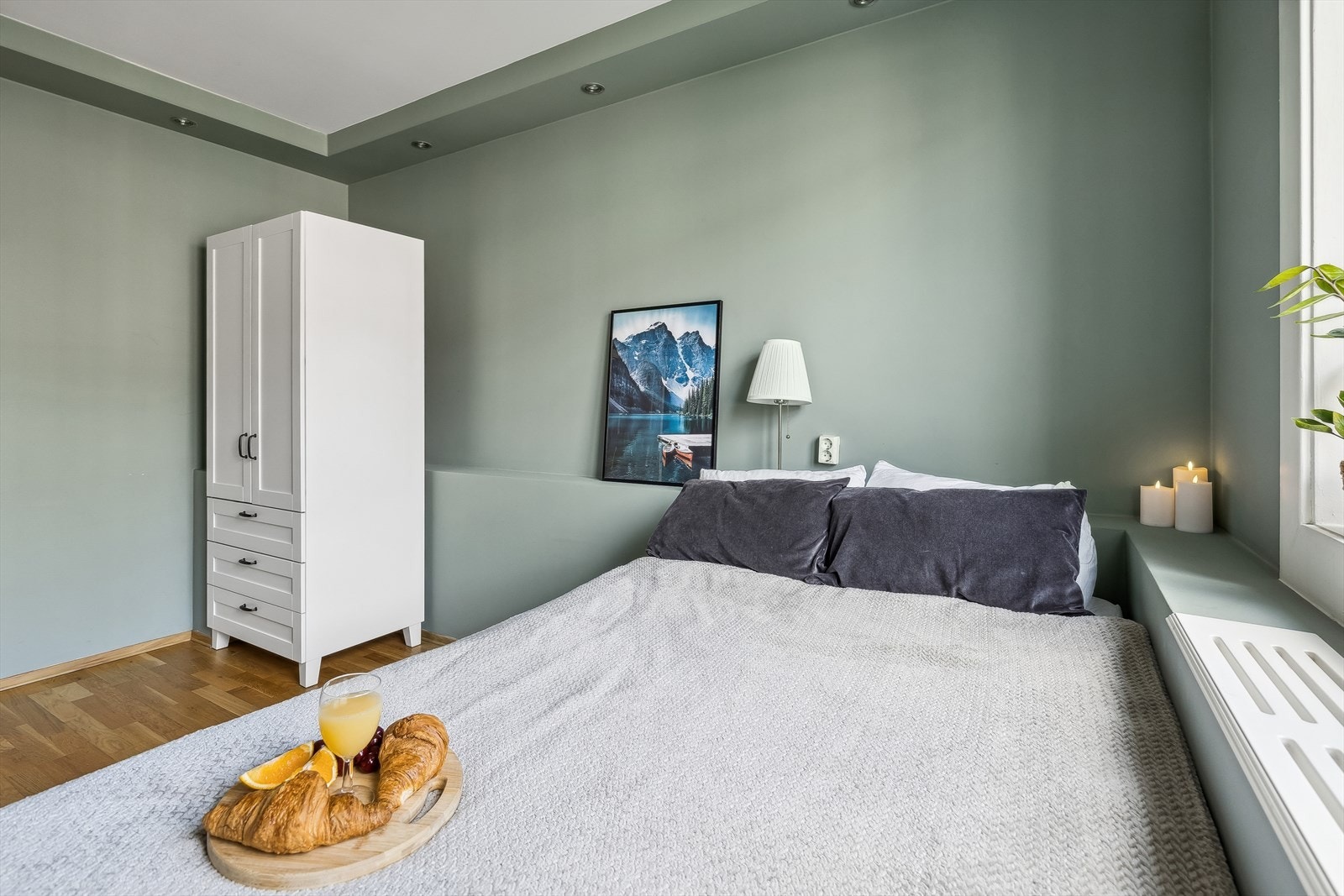 Det er god plass til garderobeskap. Galleribilde