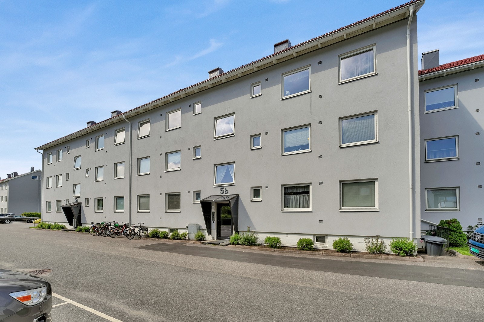 Henrik Sørensens gate 5 B - 2 roms andelsleilighet med balkong beliggende i byggets 1. etg. Galleribilde