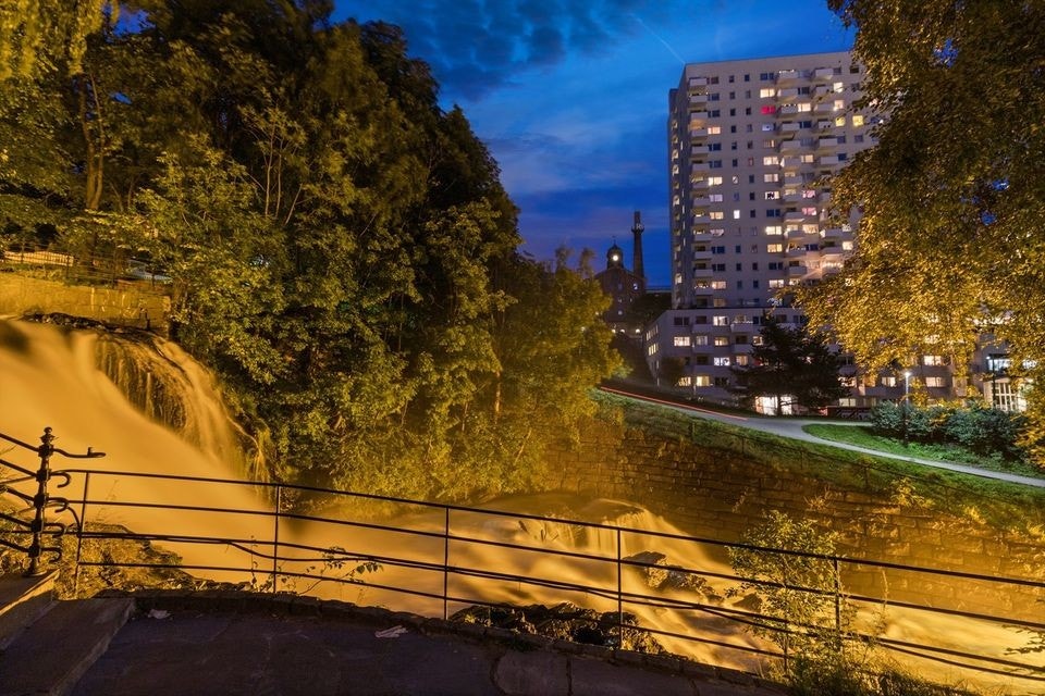 Akerselva renner fra Maridalsvannet til utløpet i Bjørvika. Legger du søndagsturen hit får du blant annet oppleve flere spektakulære fossefall og fine grøntområder. Galleribilde
