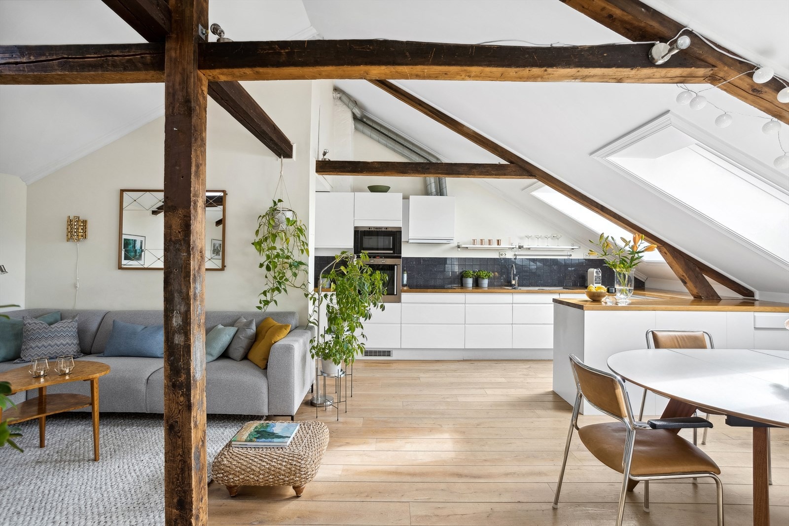 DNB Eiendom V/Marte Cudrio har gleden av å presentere flotte Markveien 13! Galleribilde