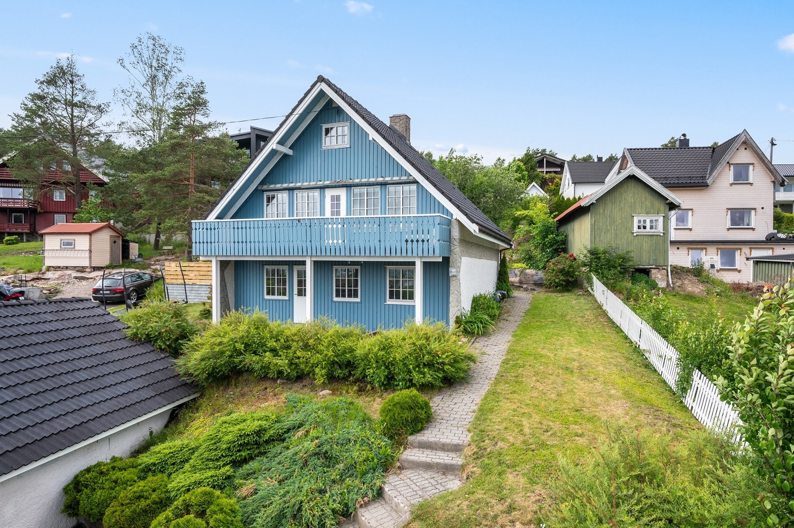 Velkommen til Strømsæthers vei 65, presentert av Eiendomsmegler 1 v/Joakim Karlsen. Galleribilde