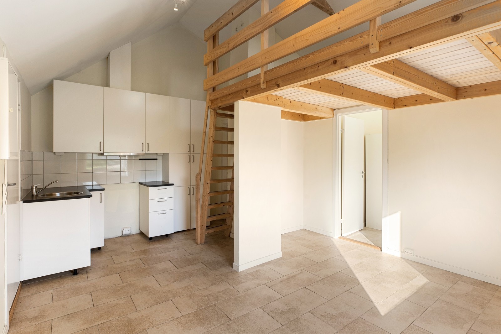 Leilighet 2 - 11.500,- i leie Galleribilde