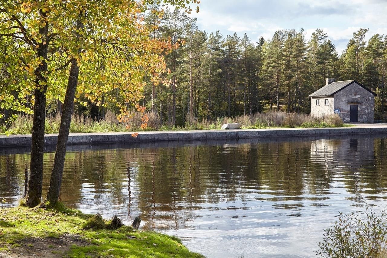 Steinbruvannet er et flott badevann på Grorud - ca 10 min kjøretur fra boligen Galleribilde