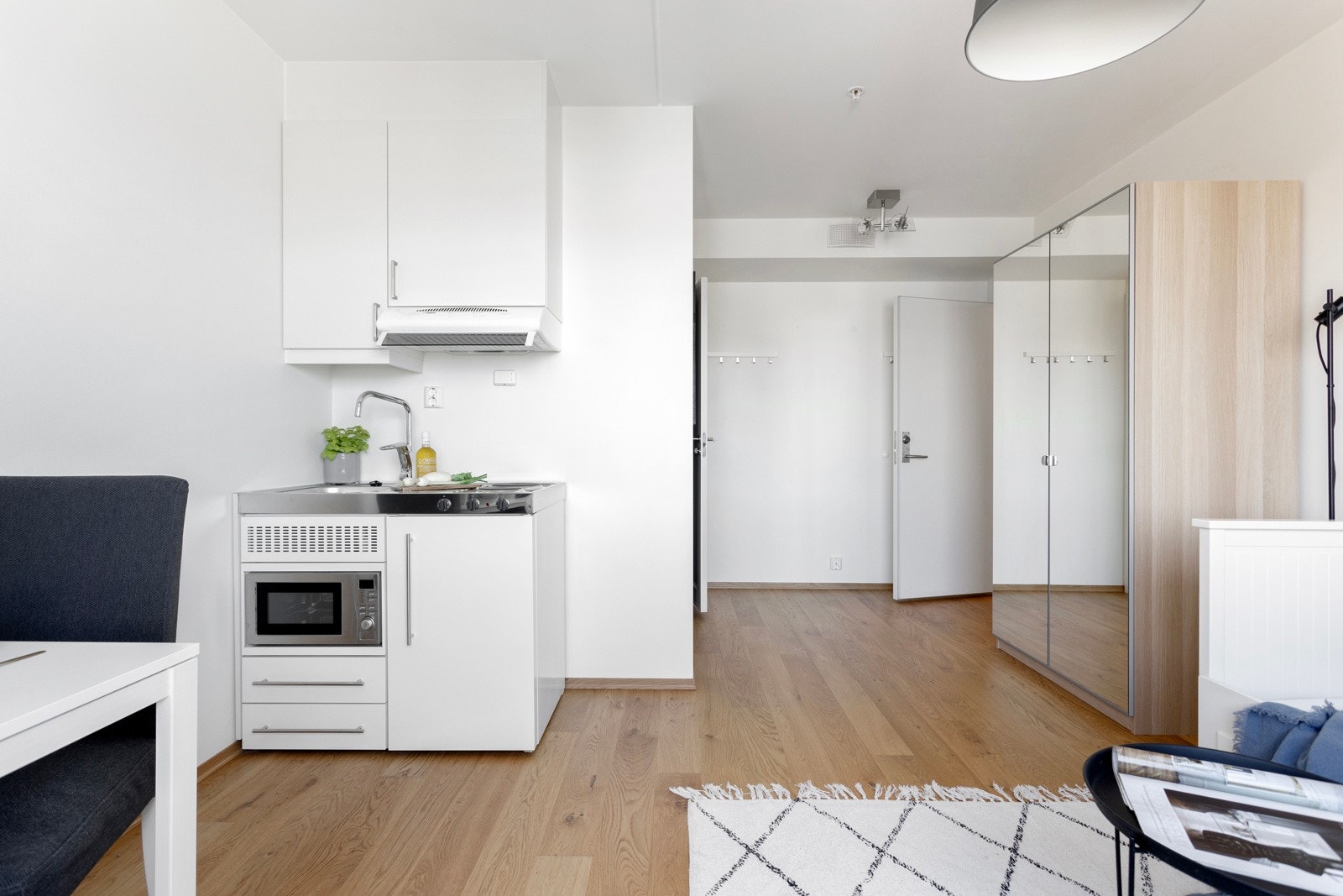 Hybelen kan også brukes som et stort master bedroom med tilhørende bad. Galleribilde