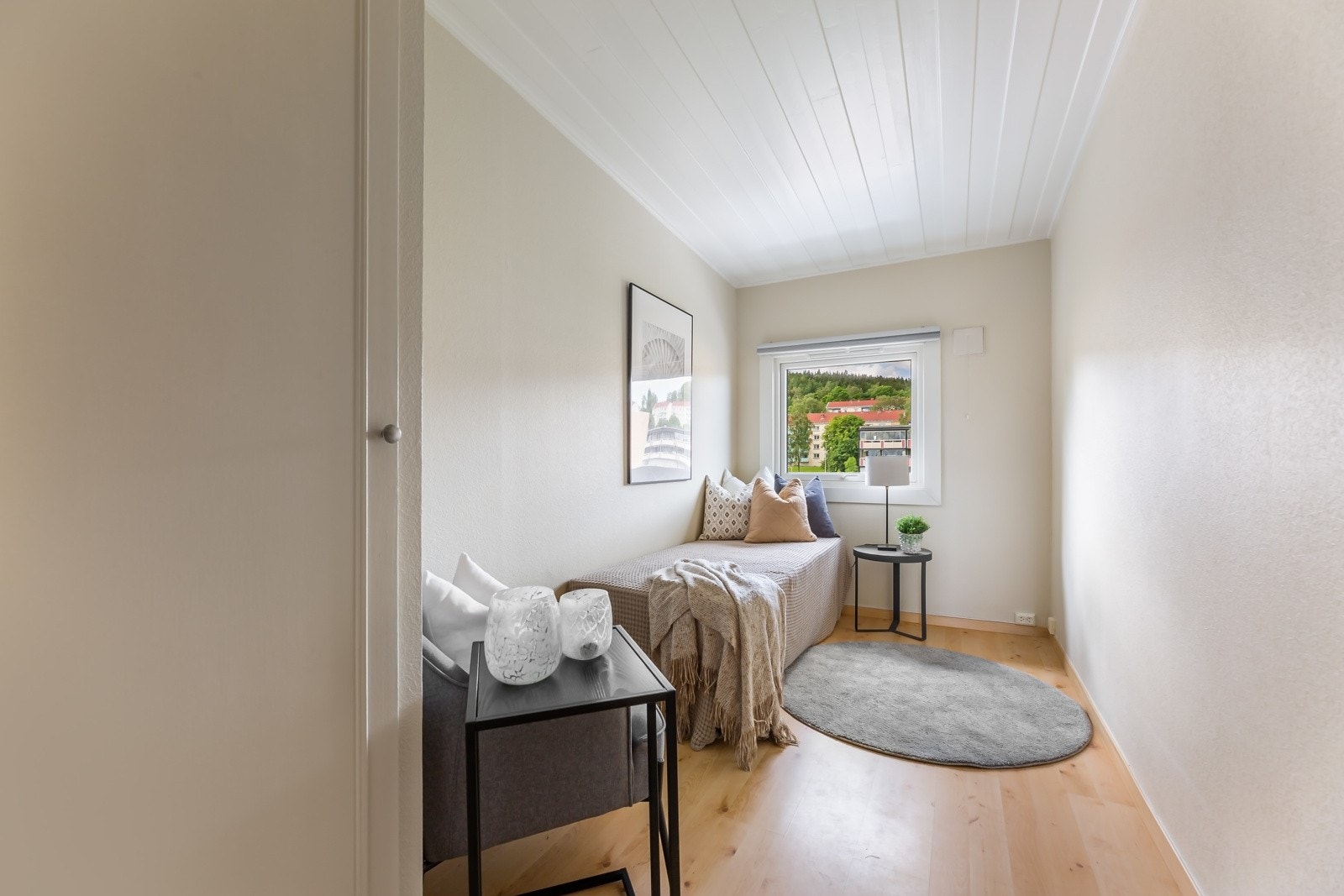 Soverom 2 er velegnet som gjeste-/barnerom eller kontor. Galleribilde