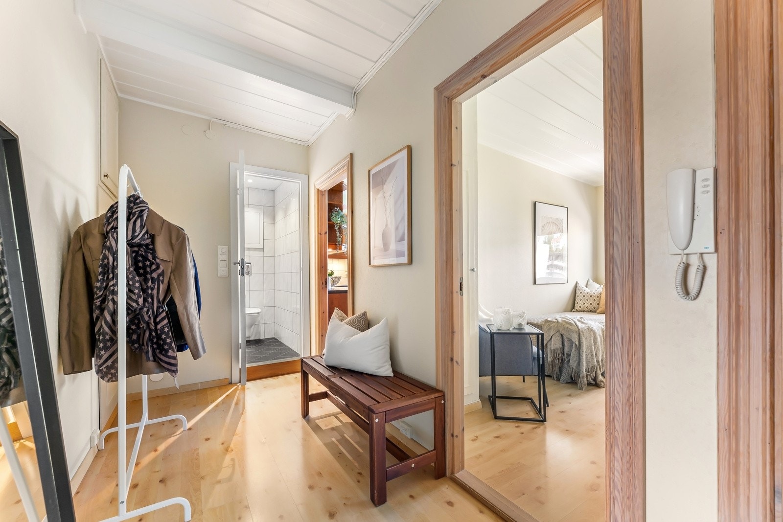 Velkommen inn! Entéen. Galleribilde