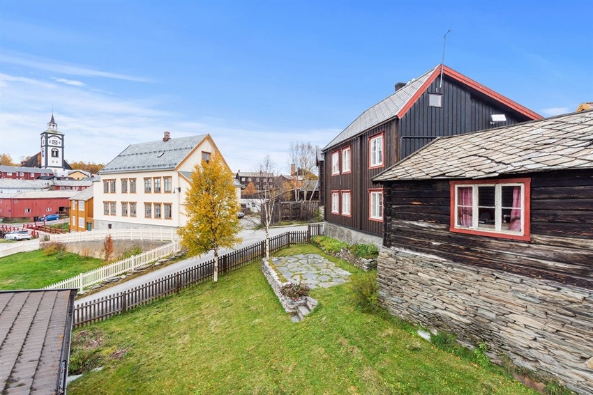 Flott eiendom med idyllisk beliggenhet på Flanderborg. Galleribilde