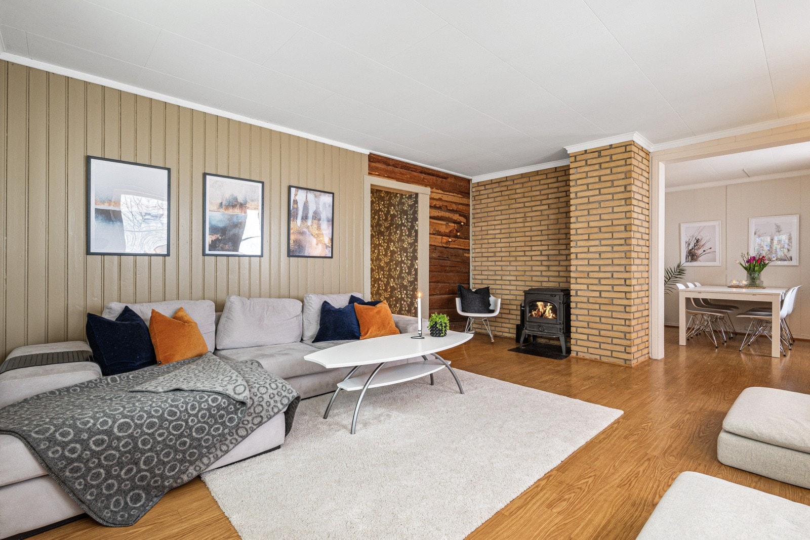 Stue 2. etasje. Galleribilde