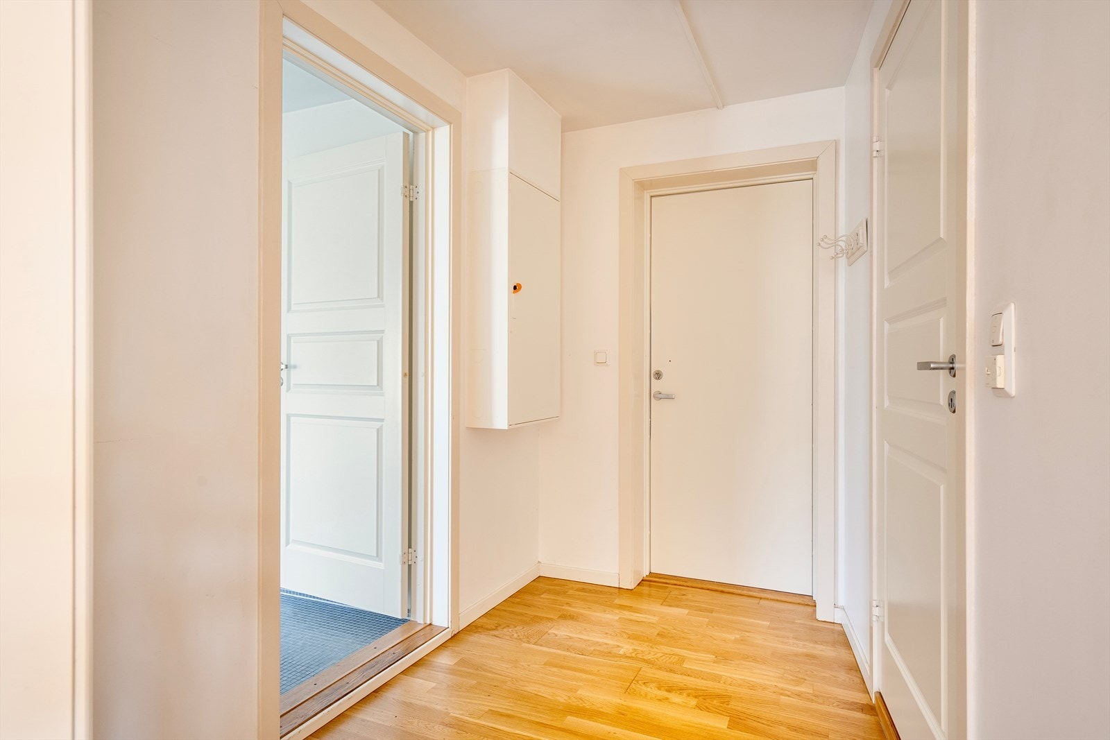 Mot inngangsparti fra stue Galleribilde