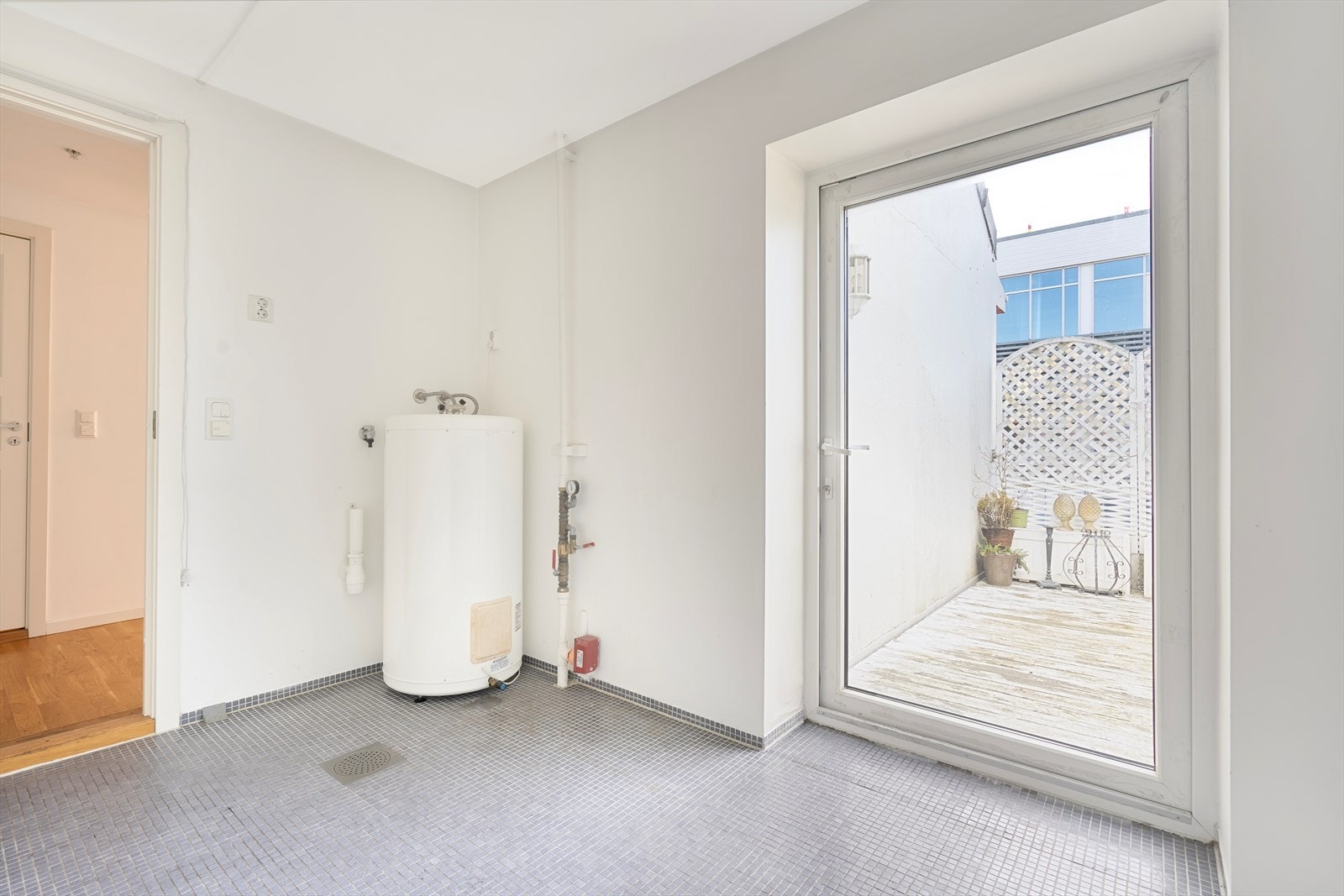 Vaskerom Galleribilde