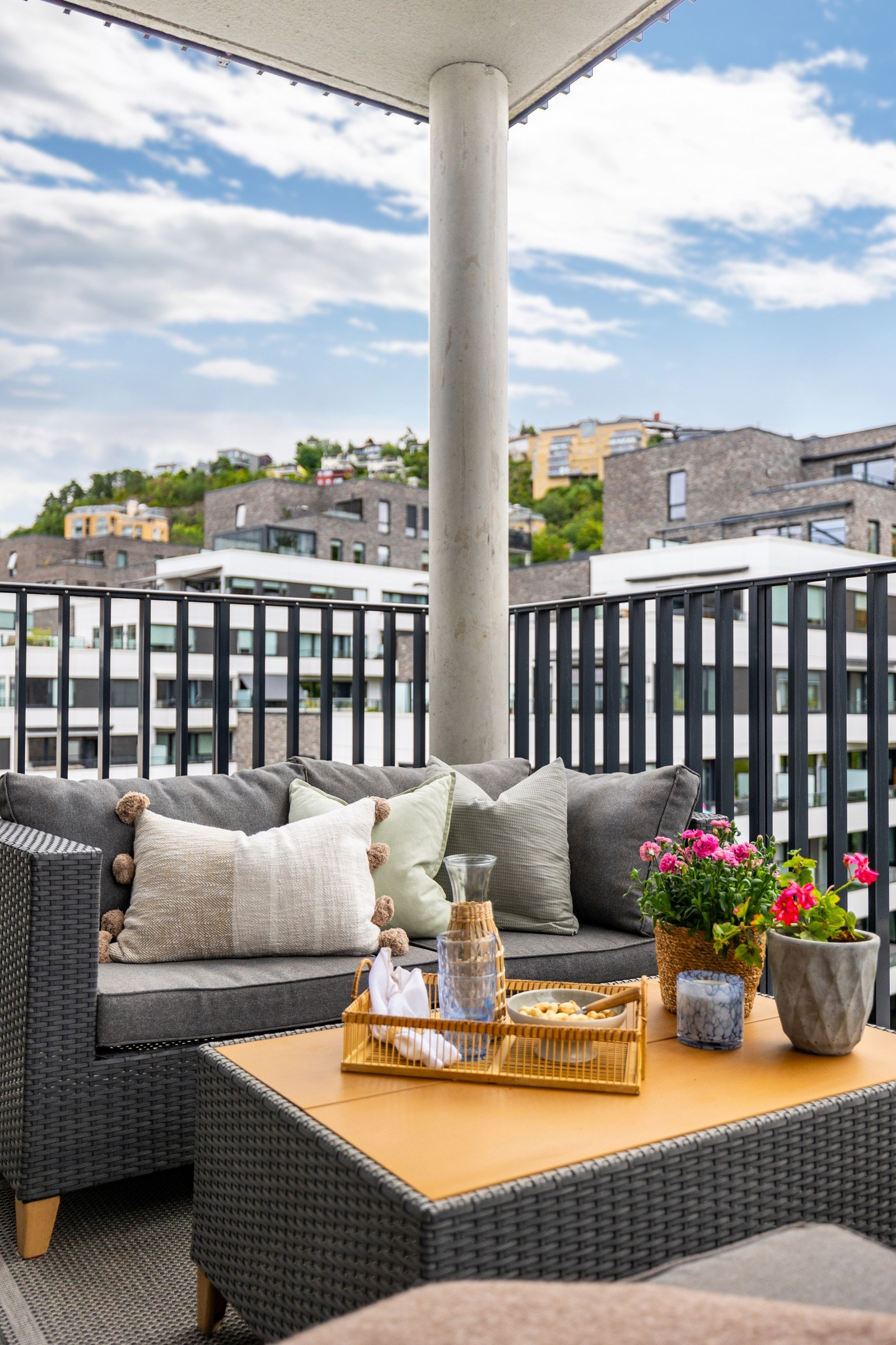 Her kan man nyte sene sommerkvelder Galleribilde