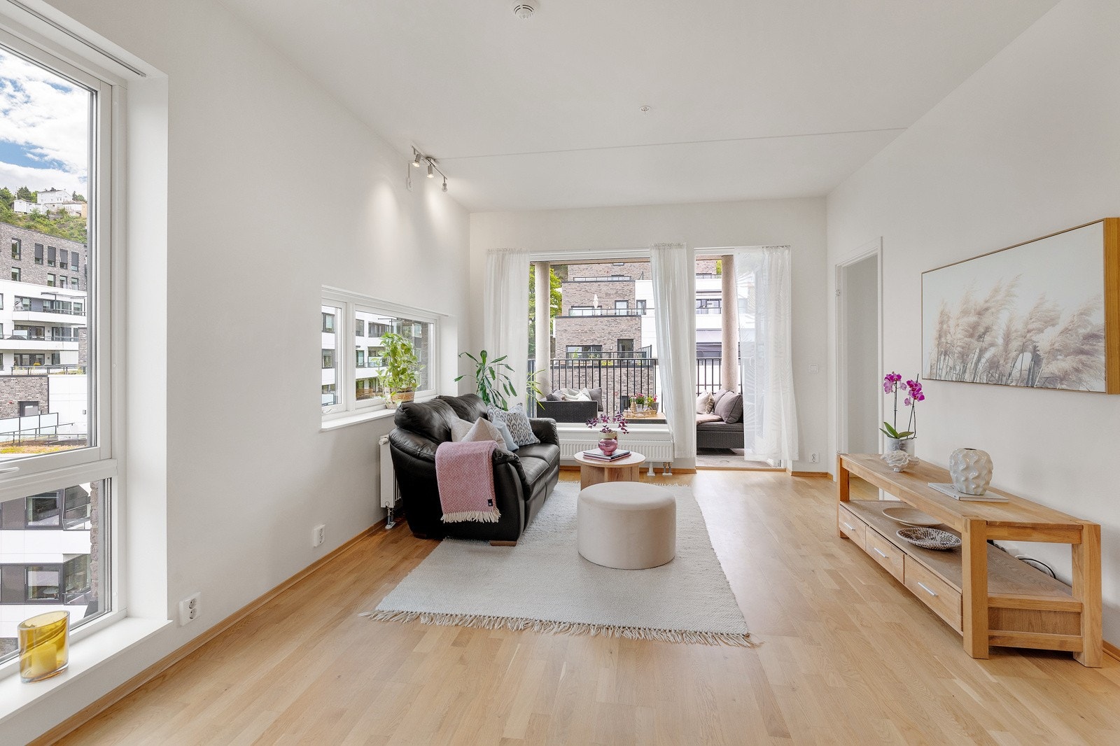 Dette er en lekker 4-roms leilighet med god intern beliggenhet Galleribilde