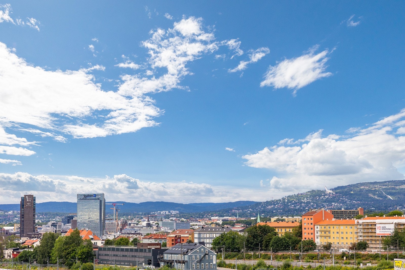 Det er felles takterrasse i nabooppgangen Galleribilde