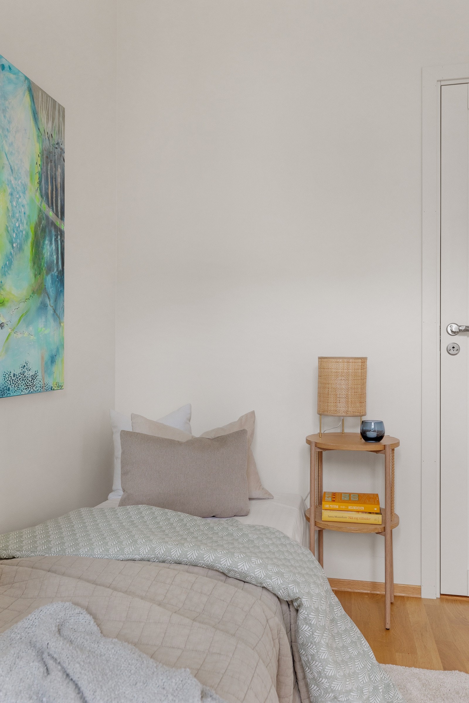 Rommet kan fint innredes som barnerom, gjesterom eller kontor. Galleribilde