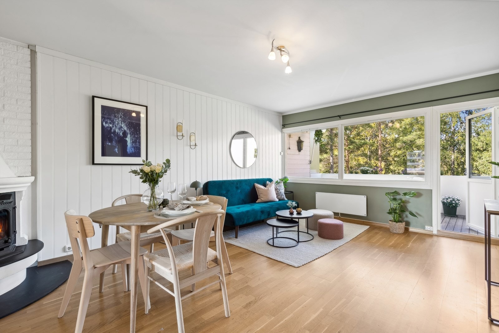 Velkommen til Haraløkka 24 - Leiligheten har en meget fin intern beliggenhet rett ved marka. Galleribilde