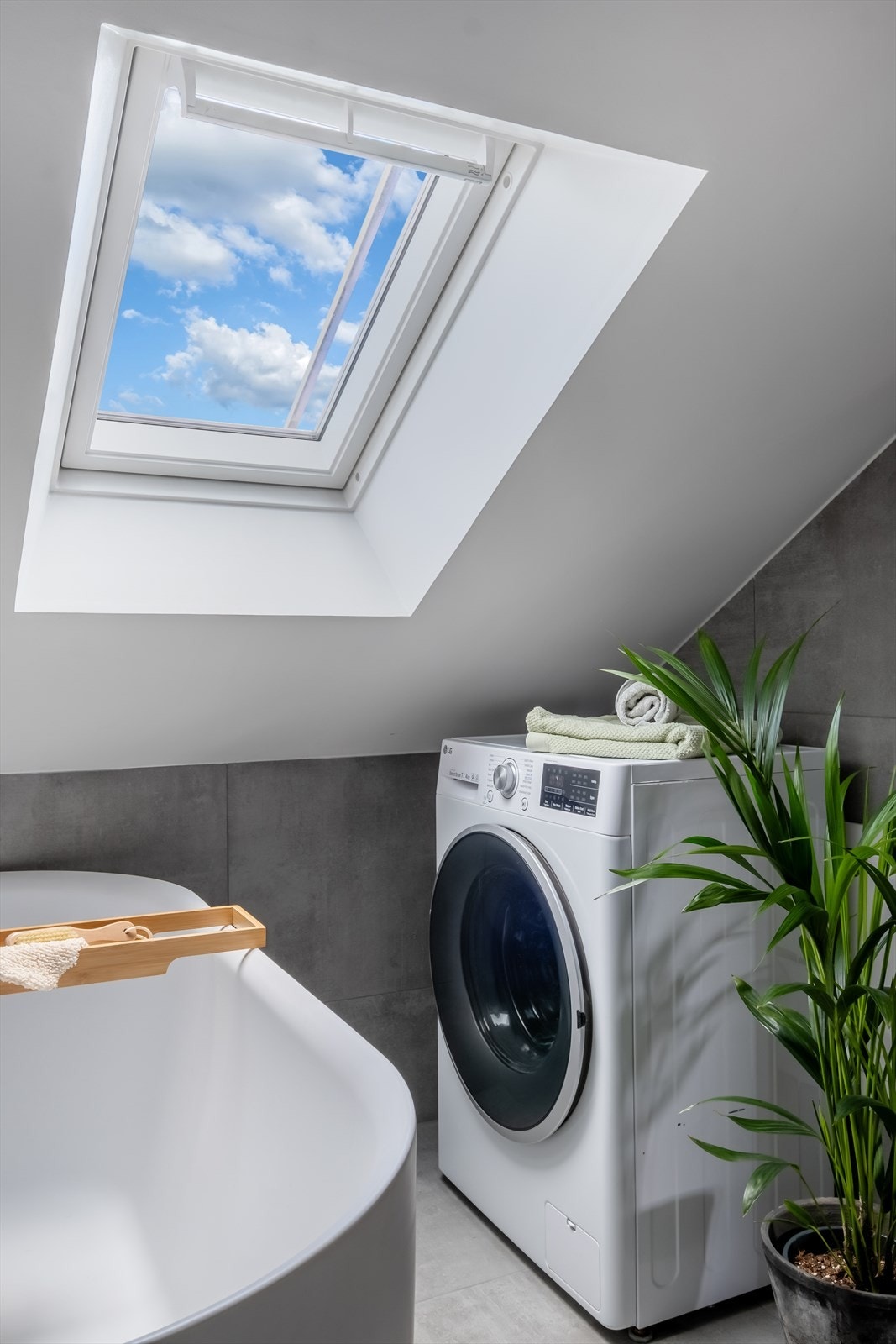 Opplegg for vaskemaskin. Elektrisk styrt vifte. Galleribilde