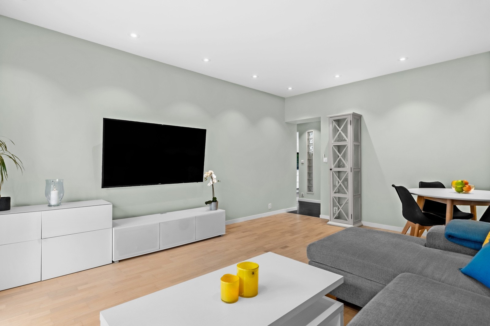 I felleskostnadene har du blant varmtvann, fyring og TV/internett fra Telia inkludert. Galleribilde