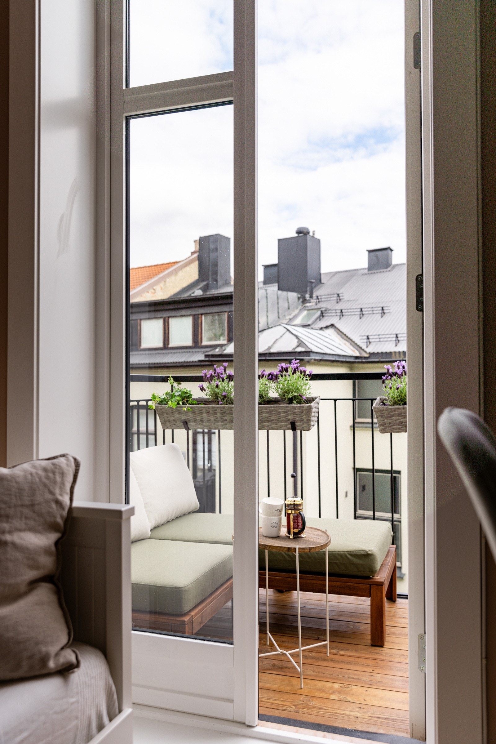 Balkongen har utgang fra dette soverommet. Galleribilde