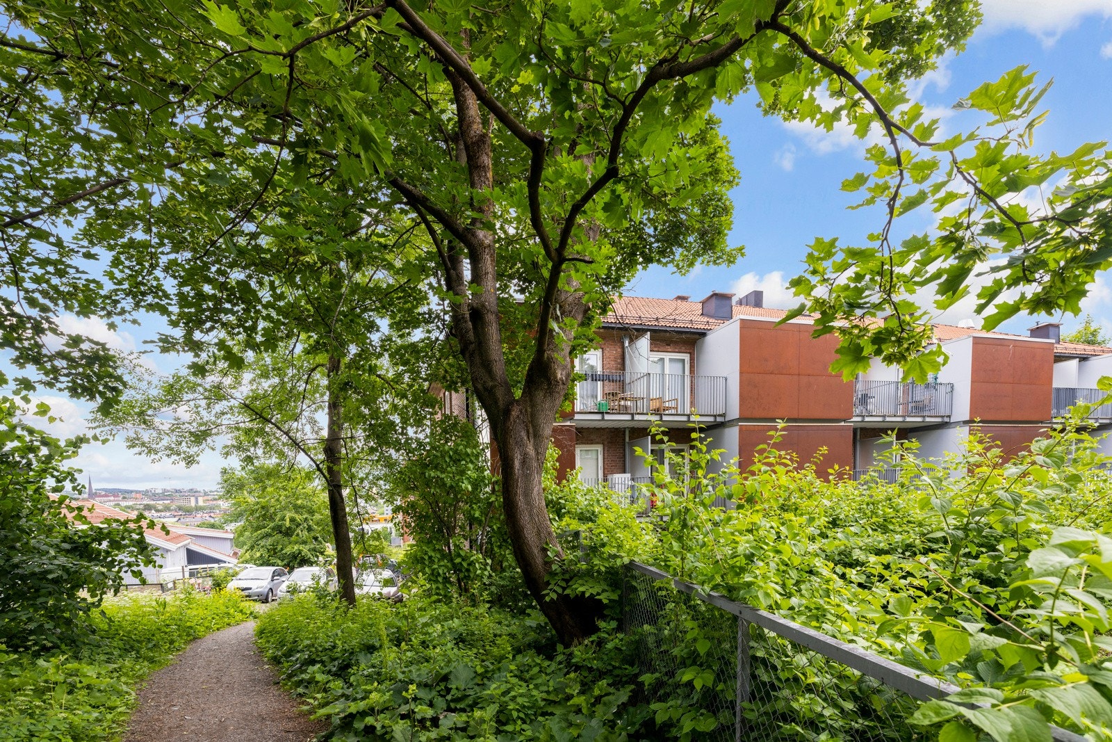 - Leiligheten har en sentral beliggenhet midt mellom St. Hanshaugen og Grünerløkka - Galleribilde