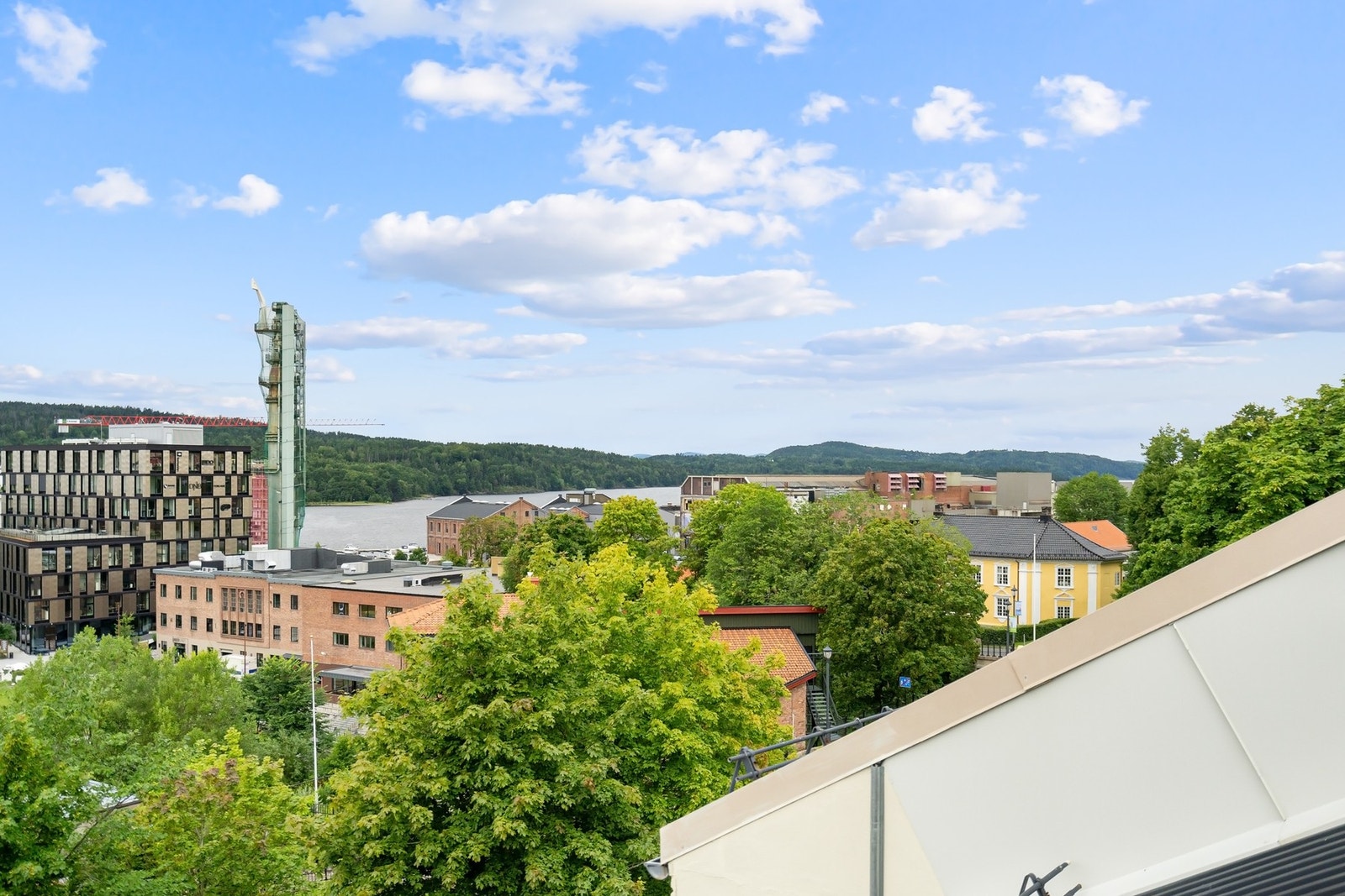 Utsikten fra balkongen Galleribilde