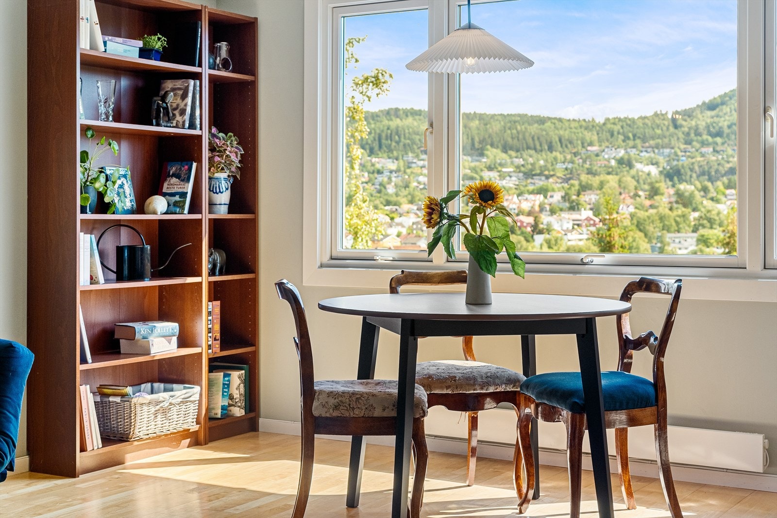 Fra stuevinduene er det flott utsikt mot Grefsen/Kjelsås. Galleribilde