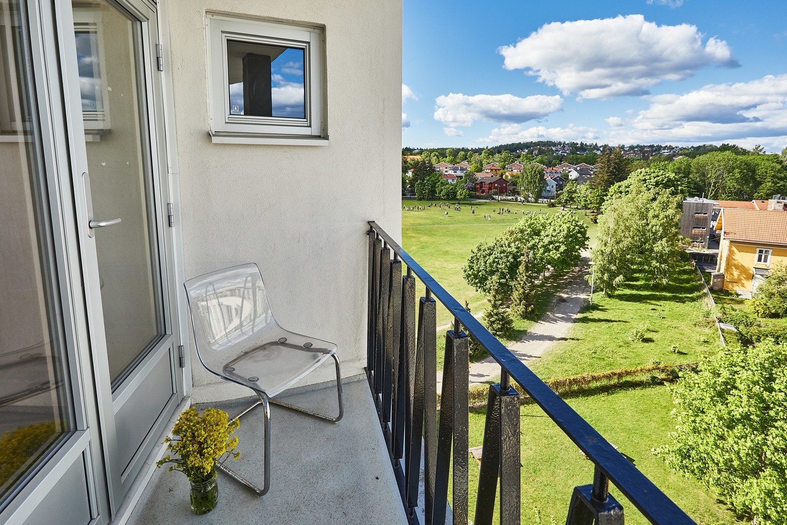 En av flere balkonger som er mulig å benytte. Galleribilde
