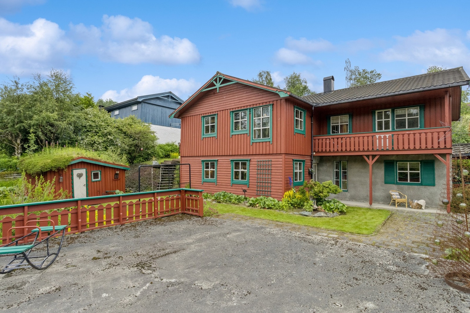 Godt med lagringsmuligheter i boligen. Galleribilde