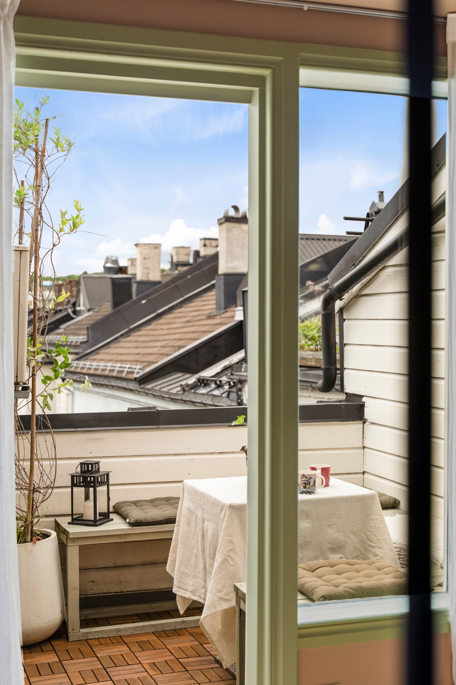 På varme sommerdager blir det naturlig å åpne opp balkongdøren! Galleribilde