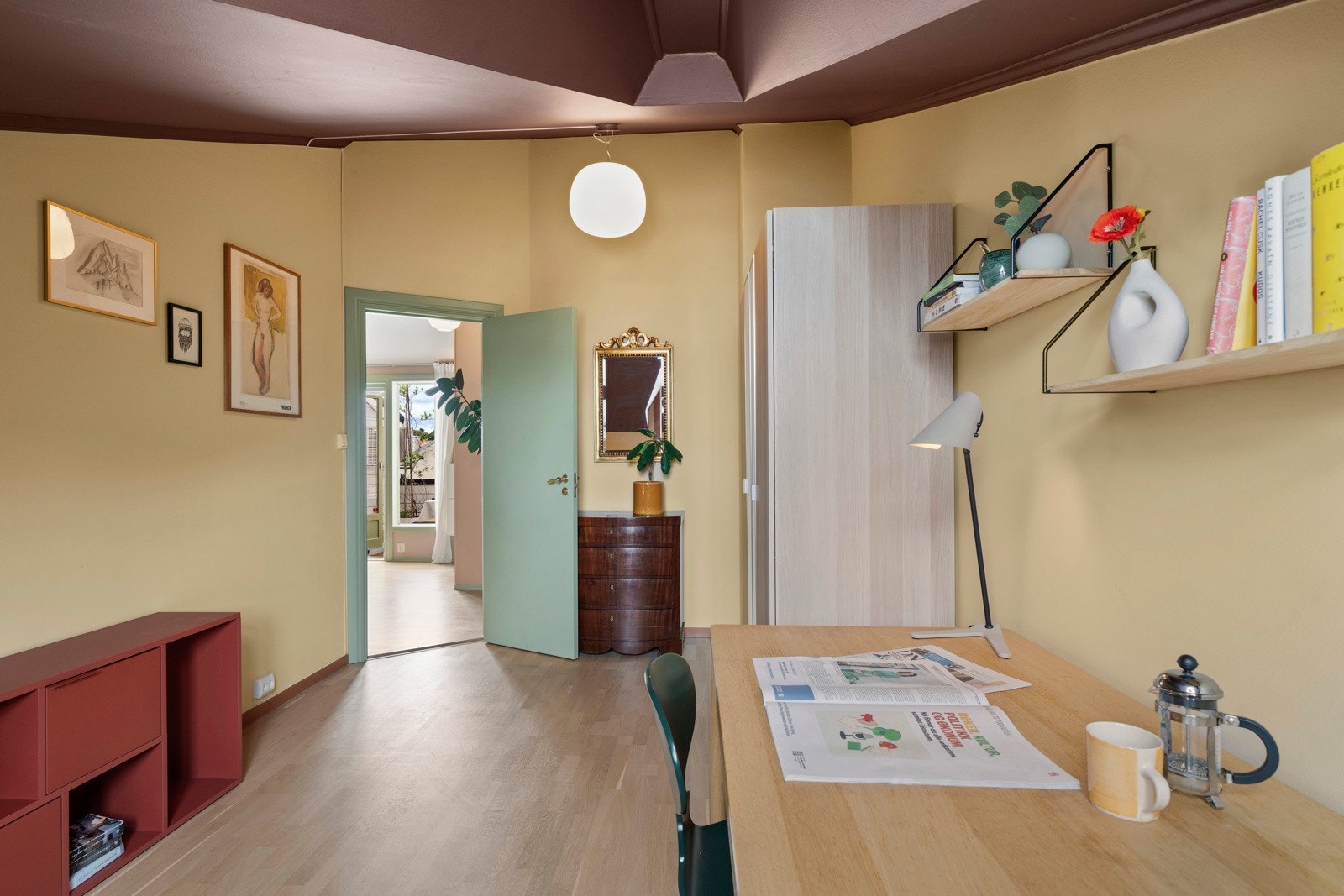 Med to soverom kan man enten benytte et av rommene som gjesterom, barnerom eller kontor - alt etter eget behov! Galleribilde