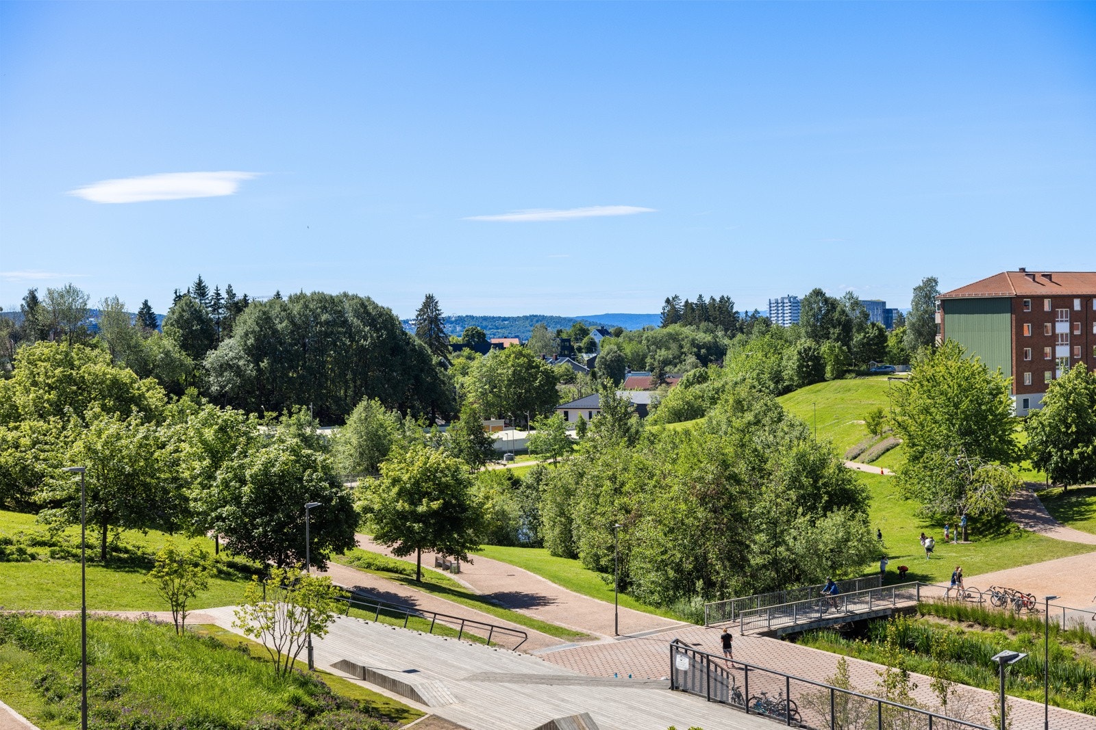 Fantastisk utsikt mot Bjerkedalen park og sentrum! Galleribilde