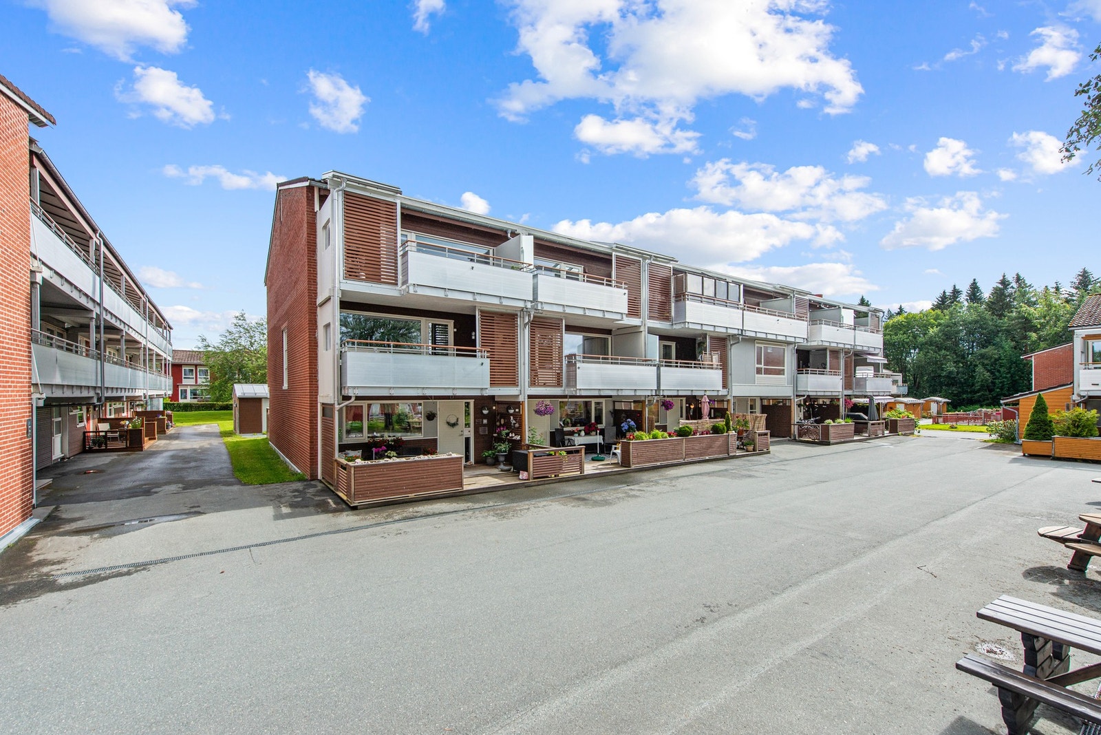 Leiligheten ligger i 2. og 3. etasje. Galleribilde