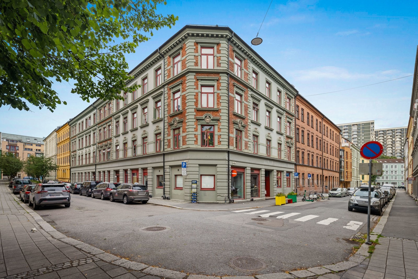 Urtegata 36B ligger midt i smørøyet på Tøyen med kort vei til alt du trenger! Galleribilde