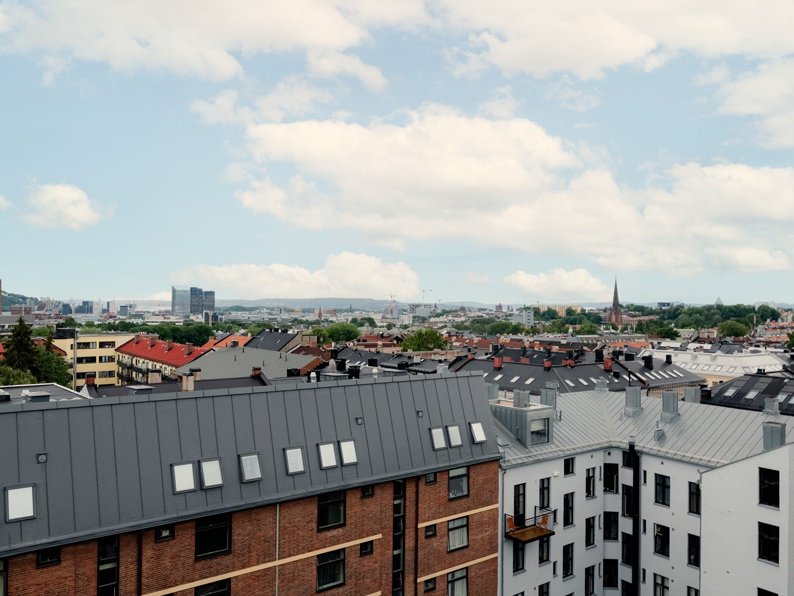 Her har du langstrakt utsikt over nærområdet og byen. Galleribilde