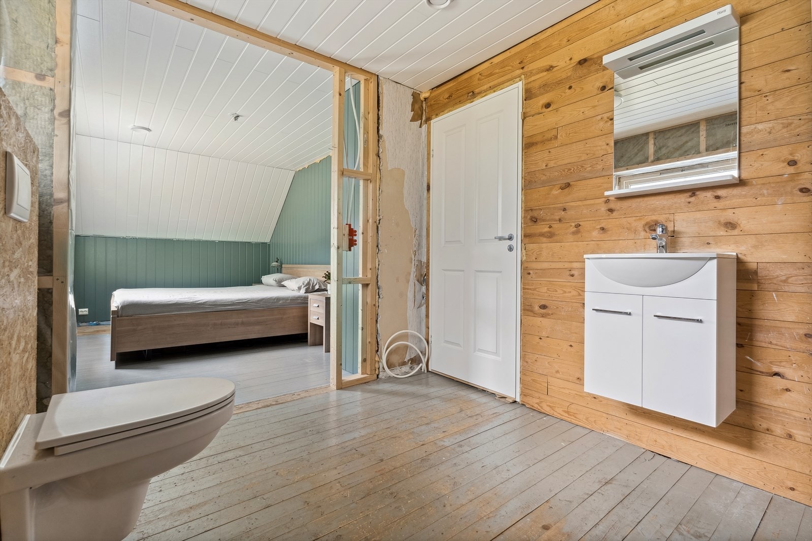 Hovudsoverommet ligg pr. no i direkte tilknytning til badet i 2. etasje. Galleribilde