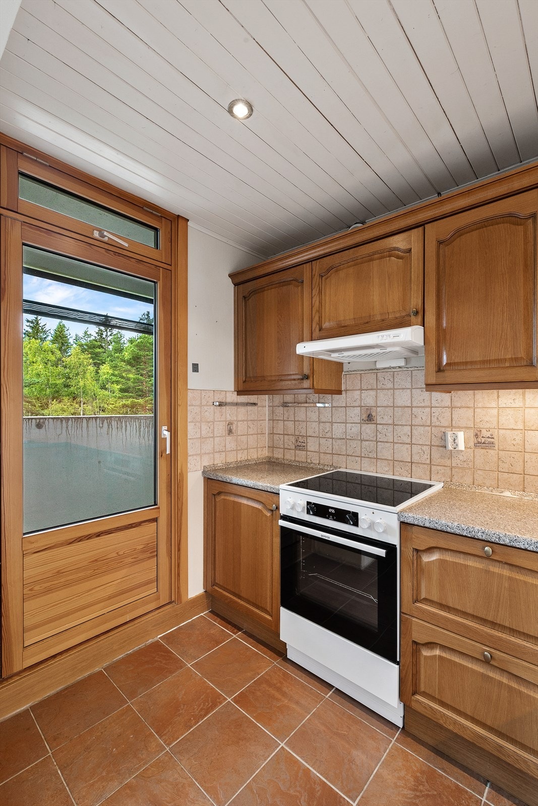 Fra kjøkken er det utgang til en luftebalkong. Galleribilde