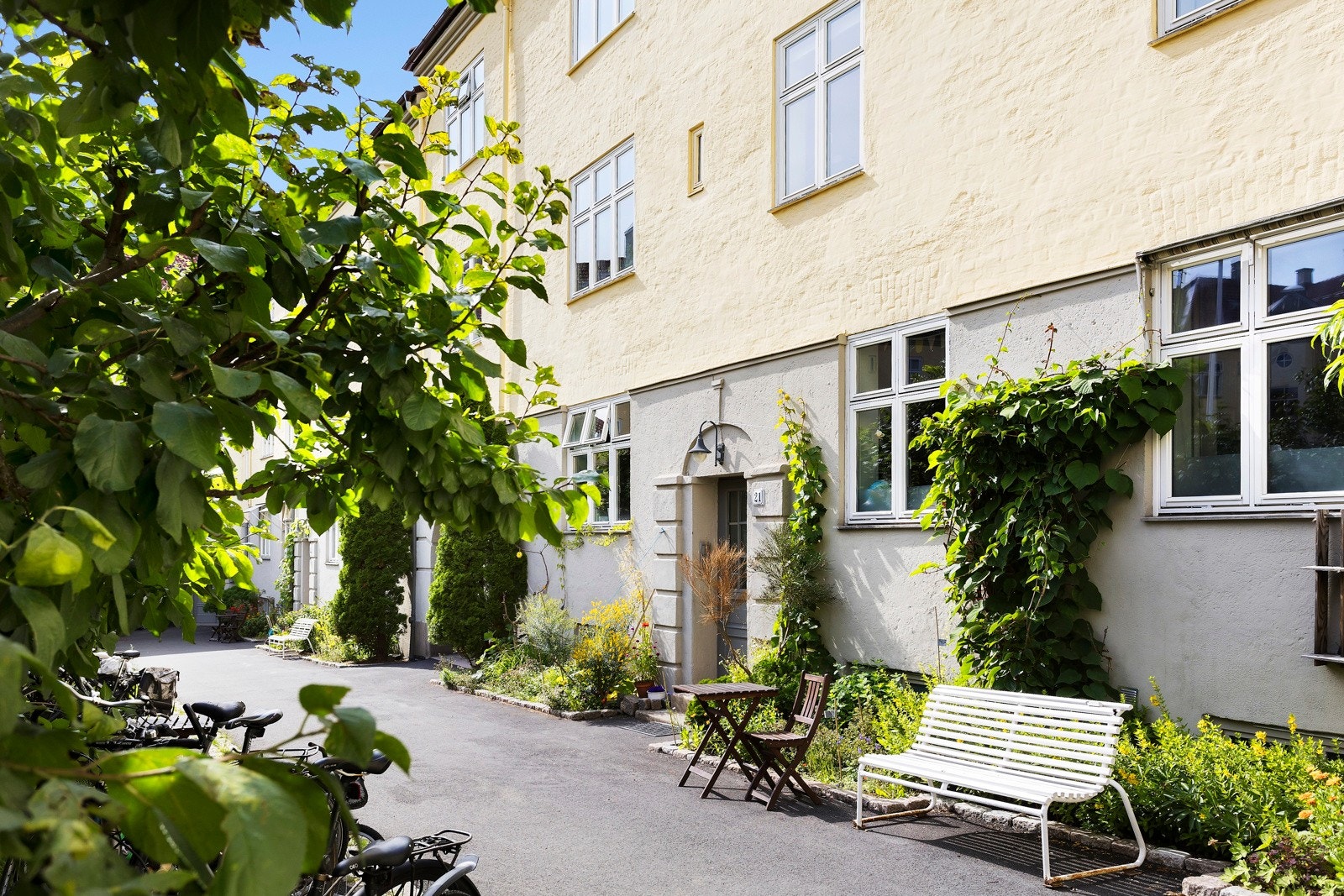 I "Lirekassa" bor du skjermet, naturnært og sentralt. Galleribilde