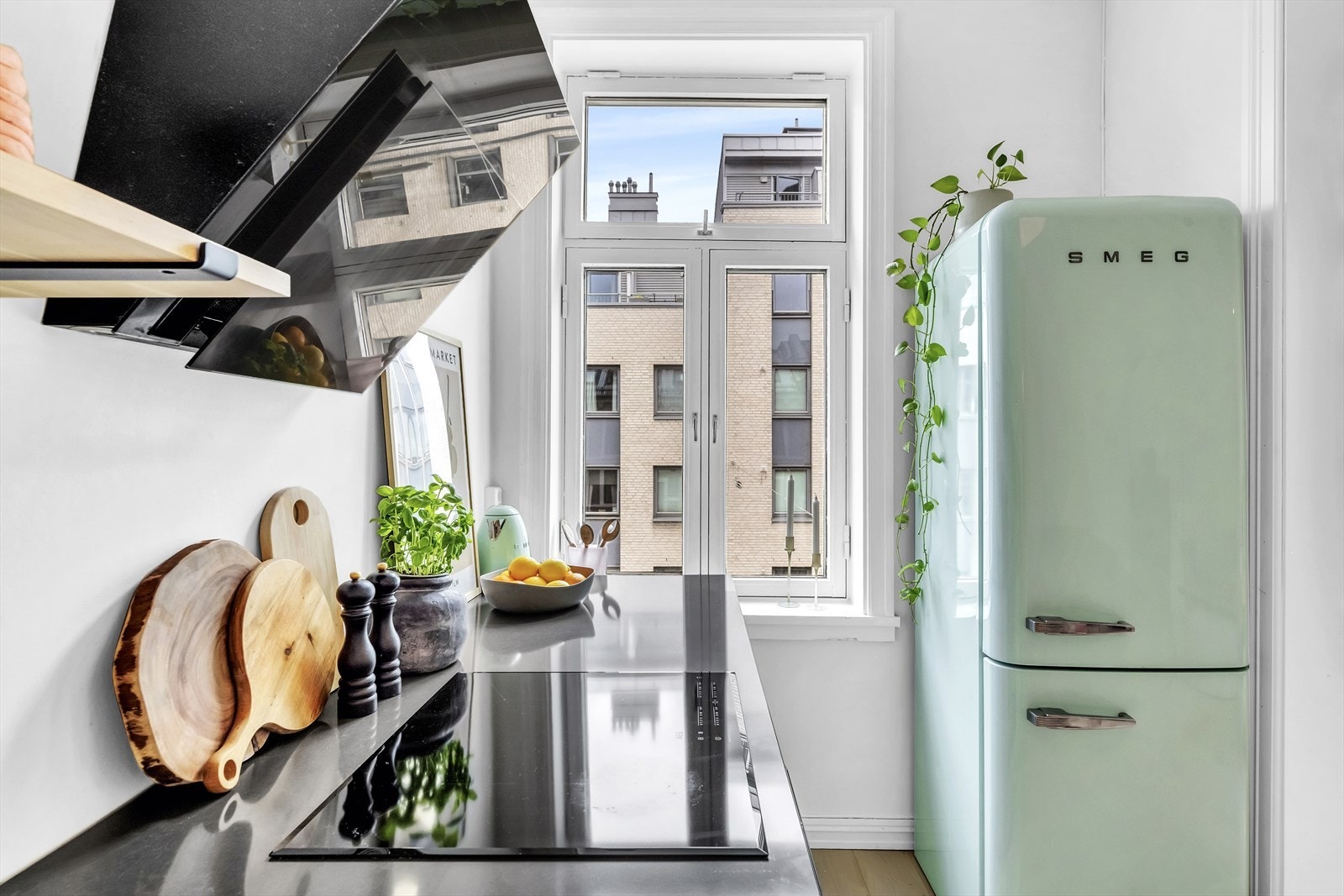 Her er det god plass til matlaging Galleribilde