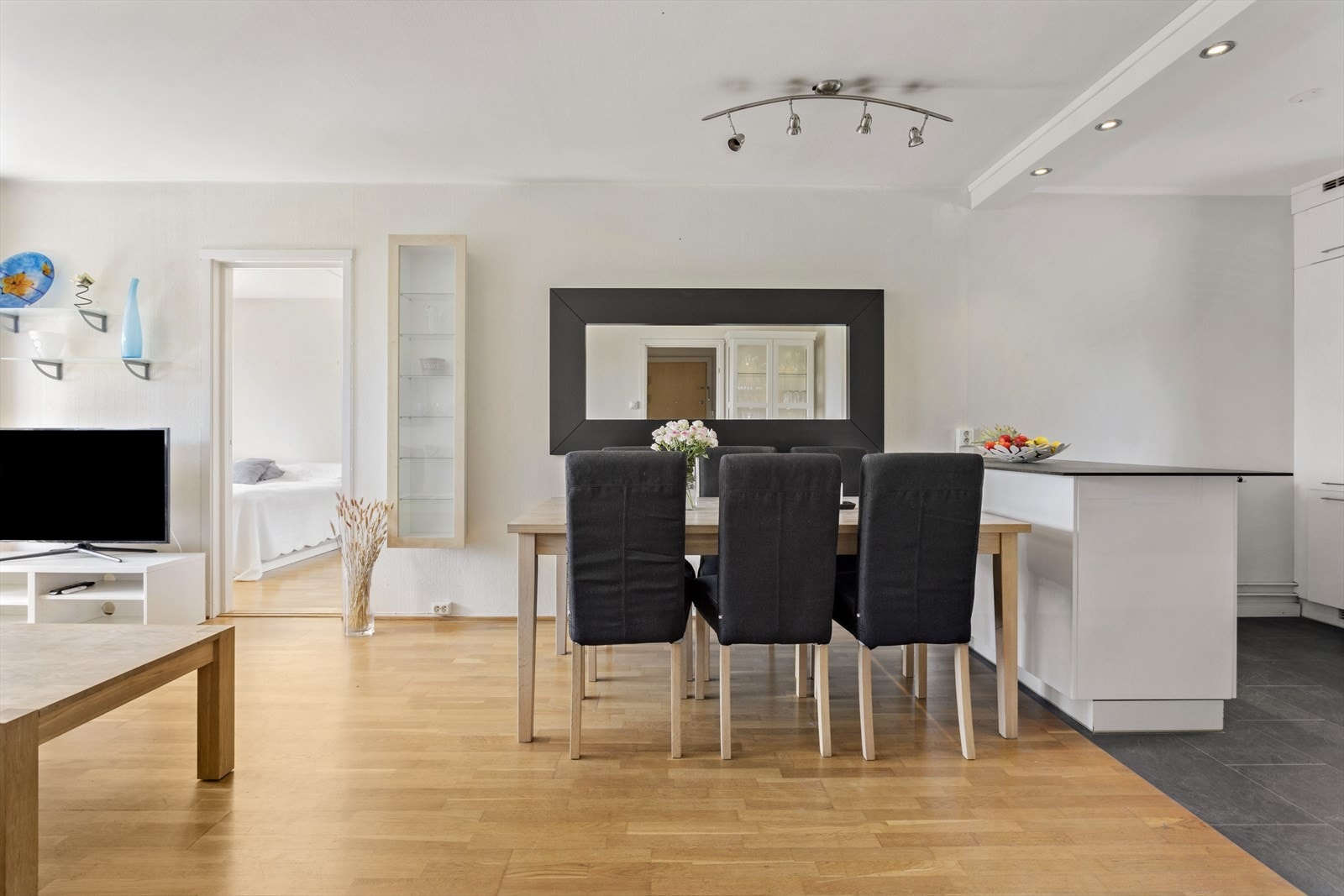 Plass til å dekke opp med langbord Galleribilde