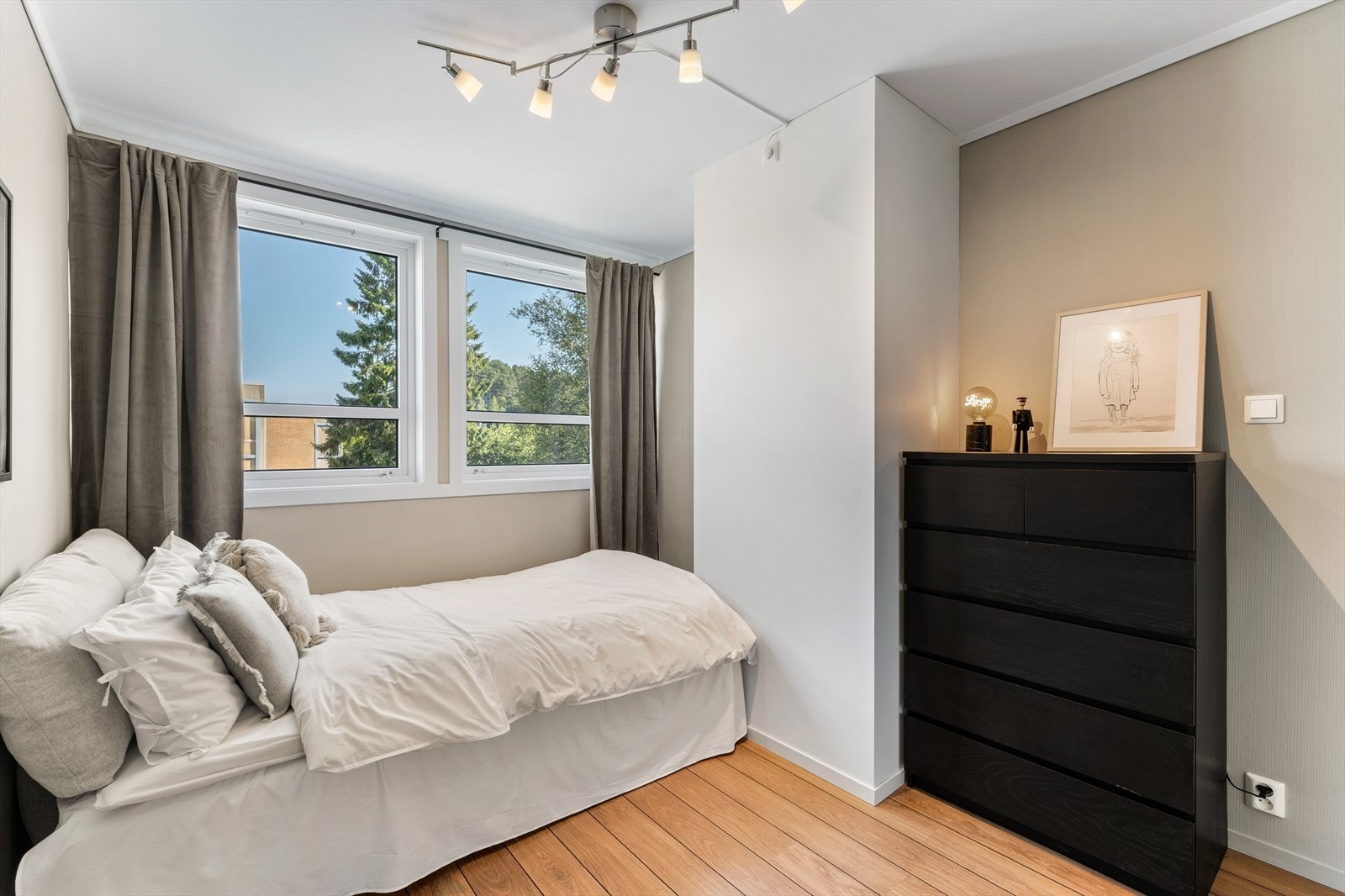 - Soverom 2 måler 10,1m² - Galleribilde